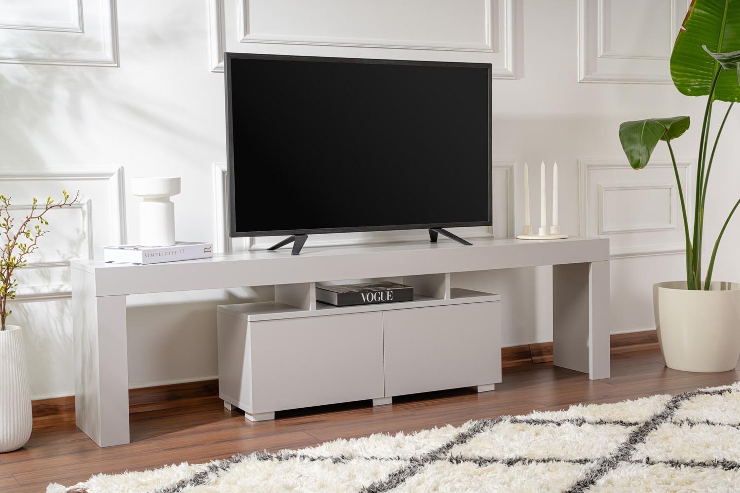 Enclave - Grey in Grau präsentiert im Onlineshop von KAQTU Design AG. Sideboard ist von Nordure