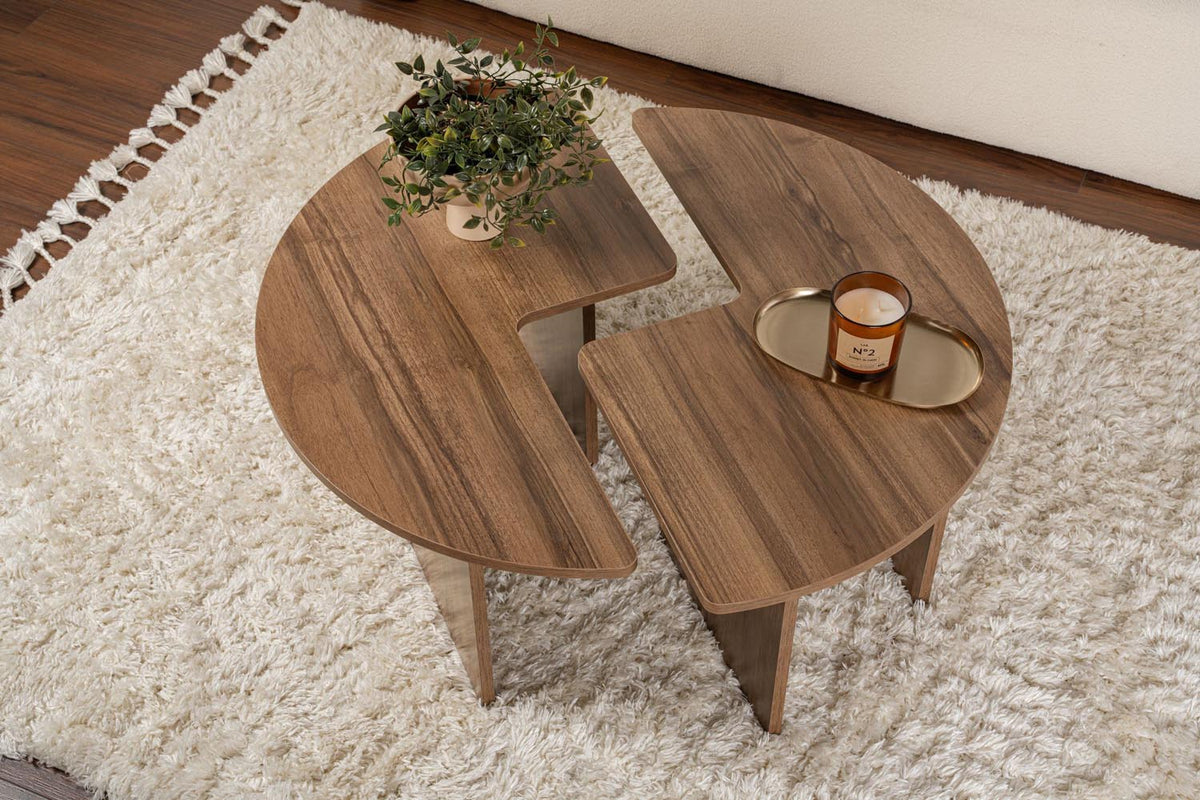 Moira Sofatisch - Walnuss in Walnuss präsentiert im Onlineshop von KAQTU Design AG. Couchtisch ist von Nordure