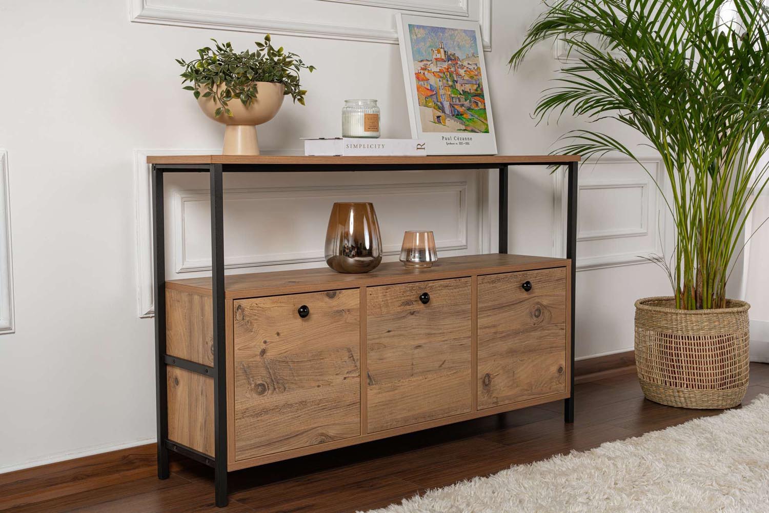 Solace - Atlantic Pine, Black in Atlantische Kiefer Schwarz präsentiert im Onlineshop von KAQTU Design AG. High-Sideboard ist von Nordure