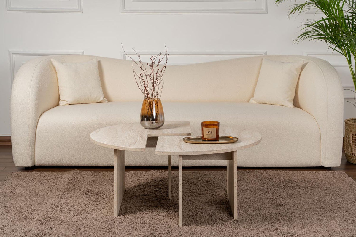 Moira Sofatisch - Travertin in Travertin präsentiert im Onlineshop von KAQTU Design AG. Couchtisch ist von Nordure