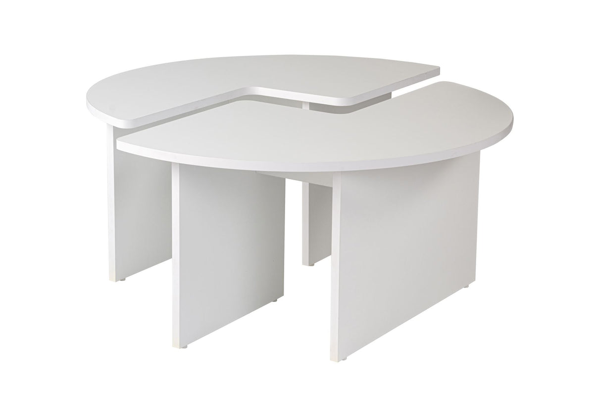 Moira Sofatisch - Natürliches Weiss in Natürliches Weiss präsentiert im Onlineshop von KAQTU Design AG. Couchtisch ist von Nordure