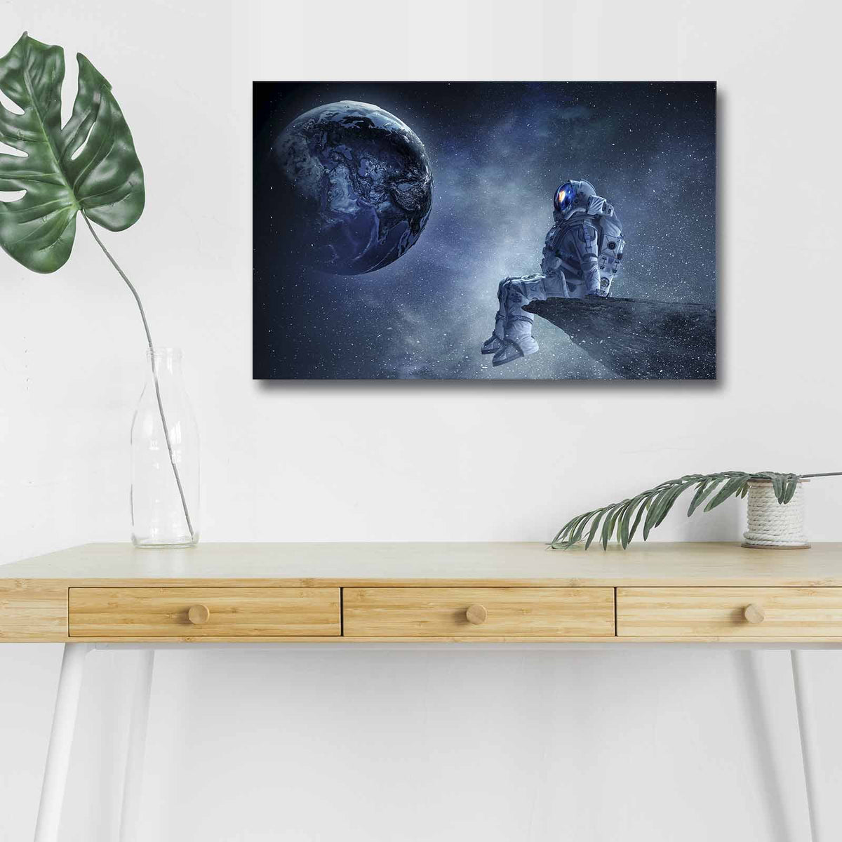 NASA Bild - Mehrfarbig in Mehrfarbig präsentiert im Onlineshop von KAQTU Design AG. Bild ist von Wallity