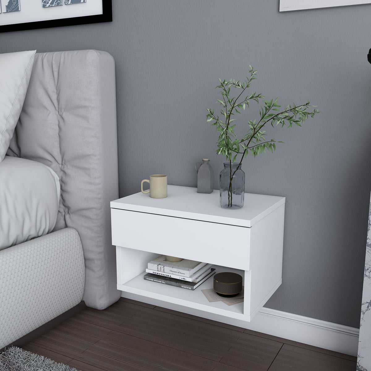 Jamot Nachttisch - Weiss in Weiss präsentiert im Onlineshop von KAQTU Design AG. Nachttisch ist von Hanah Home
