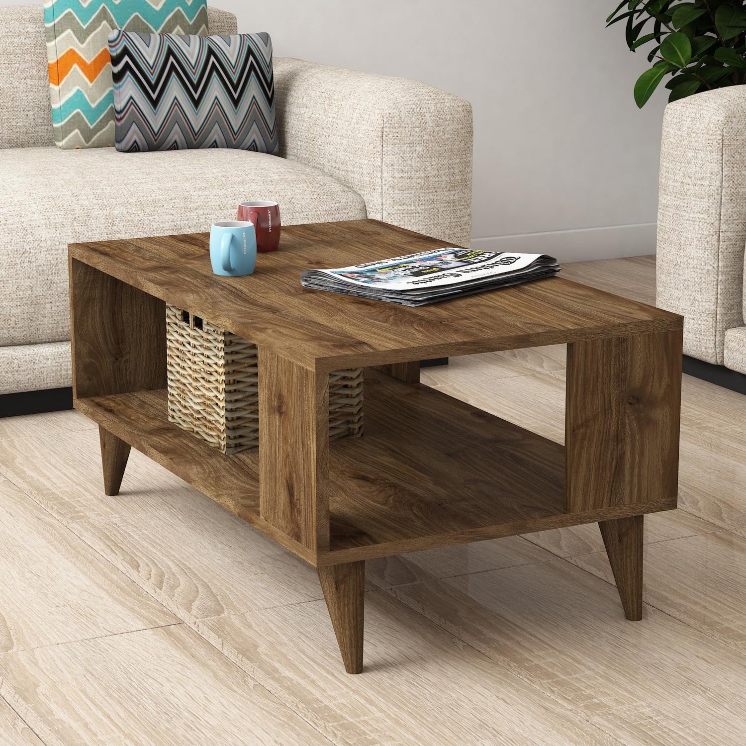 City 2022 in Walnuss präsentiert im Onlineshop von KAQTU Design AG. Beistelltisch ist von Hanah Home