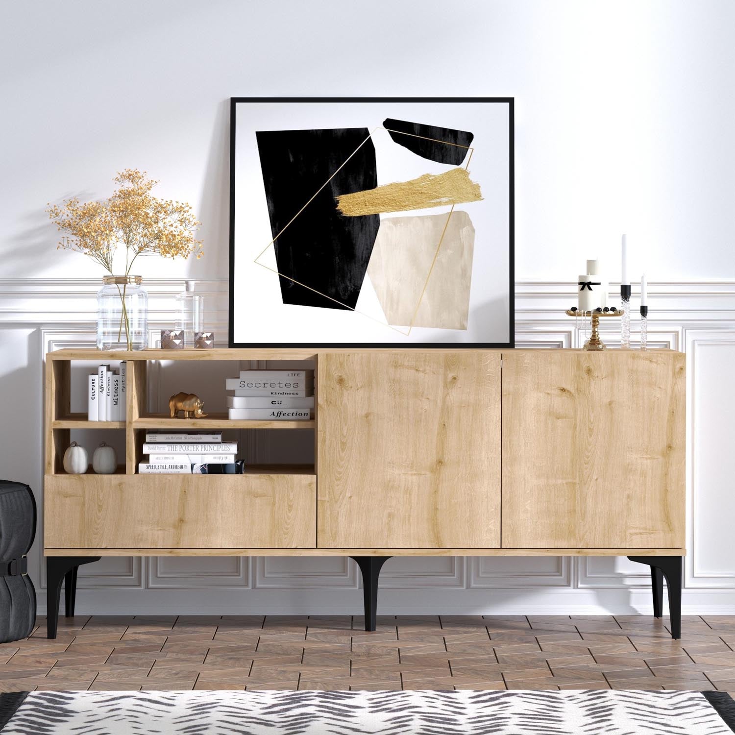 Orela in Eiche präsentiert im Onlineshop von KAQTU Design AG. Sideboard ist von Hanah Home