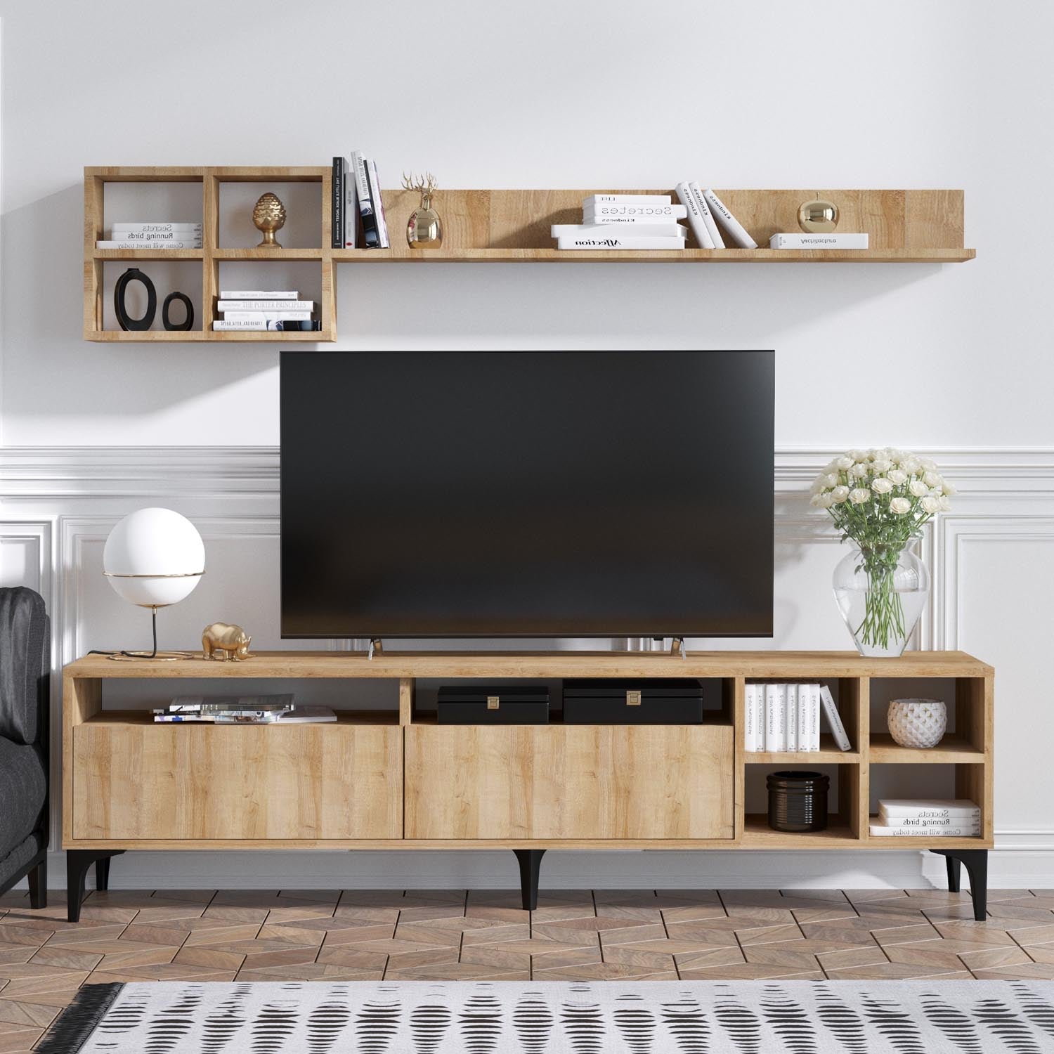 Debbie in Eiche präsentiert im Onlineshop von KAQTU Design AG. TV-Möbel ist von Hanah Home