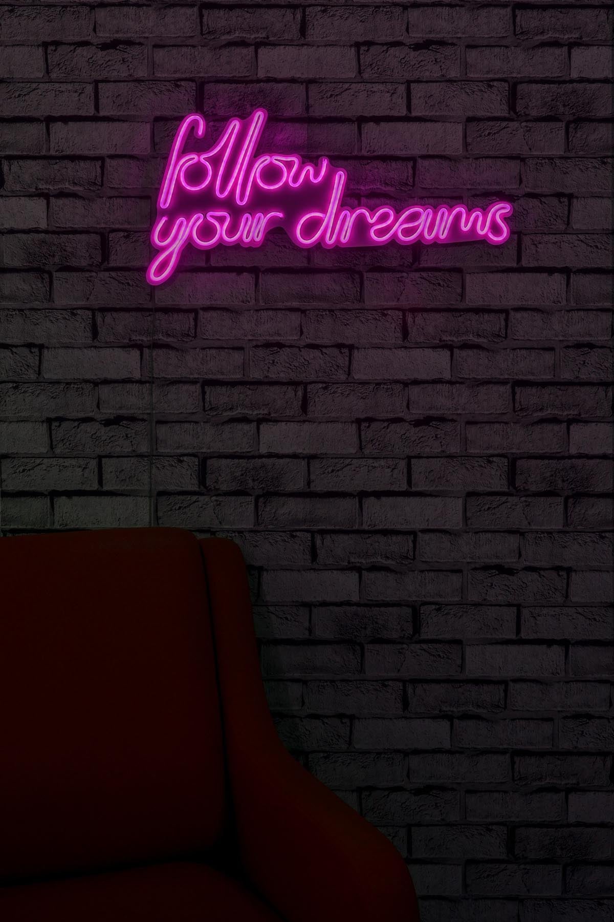 Follow Your Dreams - Pink in Rosa präsentiert im Onlineshop von KAQTU Design AG. Wandleuchte ist von Wallity