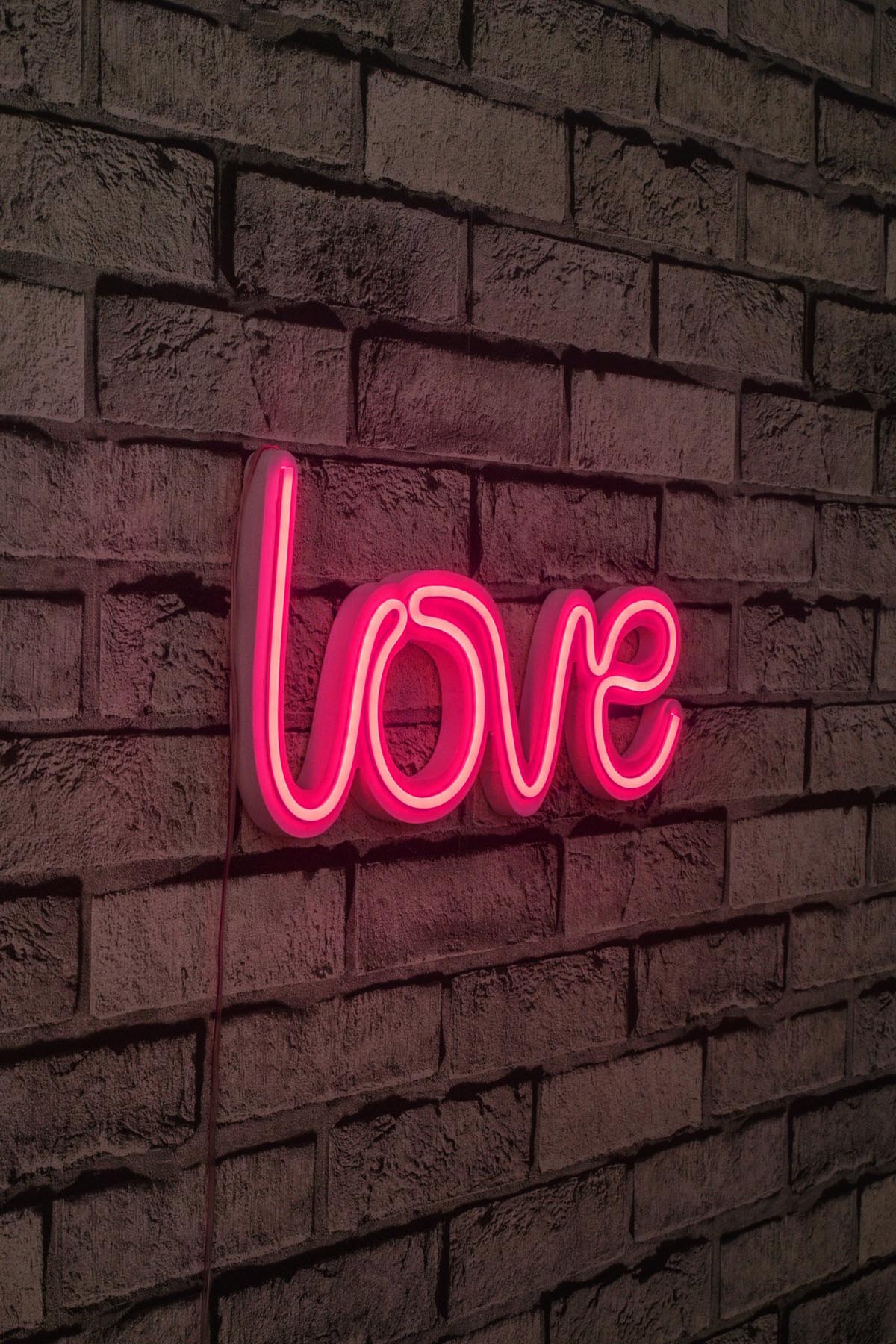 Love - Pink in Rosa präsentiert im Onlineshop von KAQTU Design AG. Wandleuchte ist von Wallity