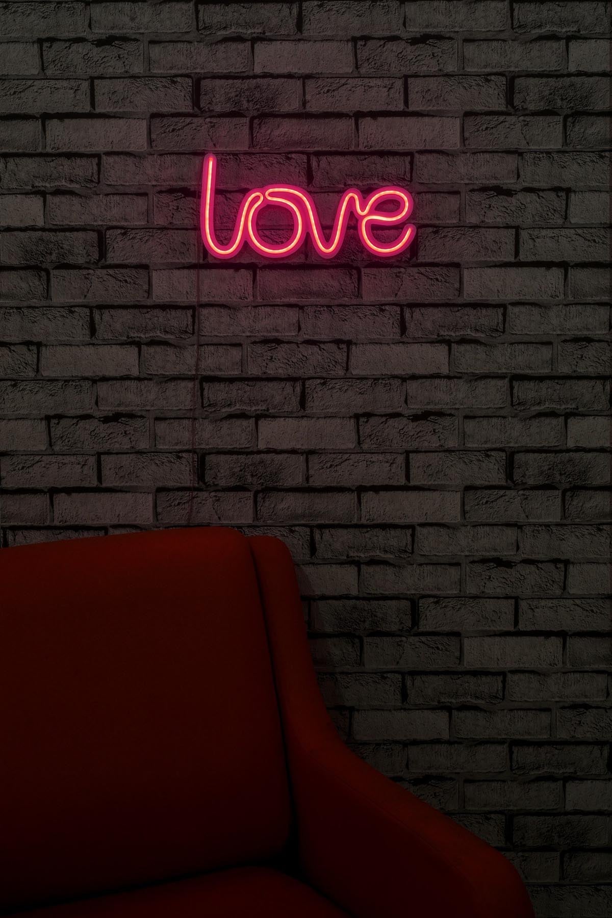 Love - Pink in Rosa präsentiert im Onlineshop von KAQTU Design AG. Wandleuchte ist von Wallity