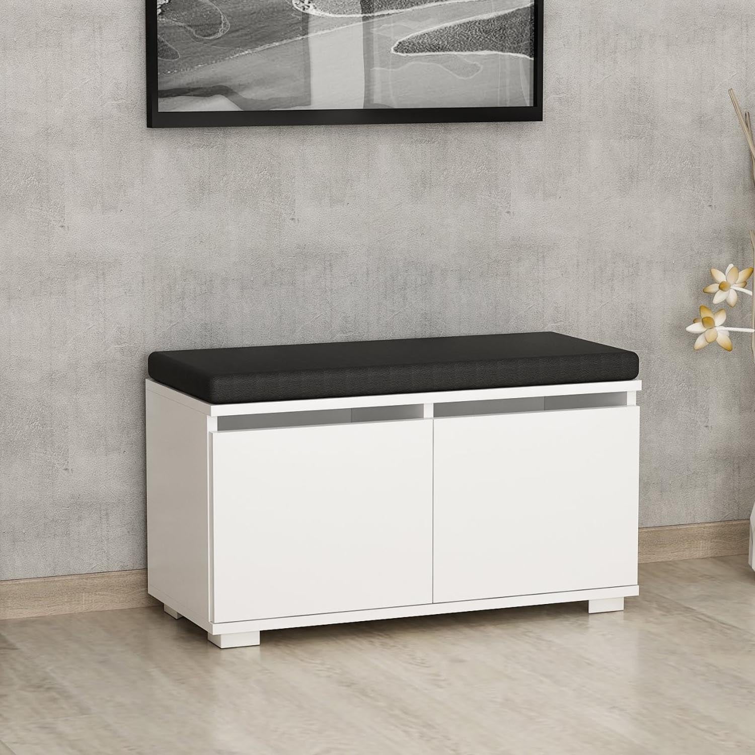 Drago - White in Weiss präsentiert im Onlineshop von KAQTU Design AG. Schuhschrank ist von Hanah Home