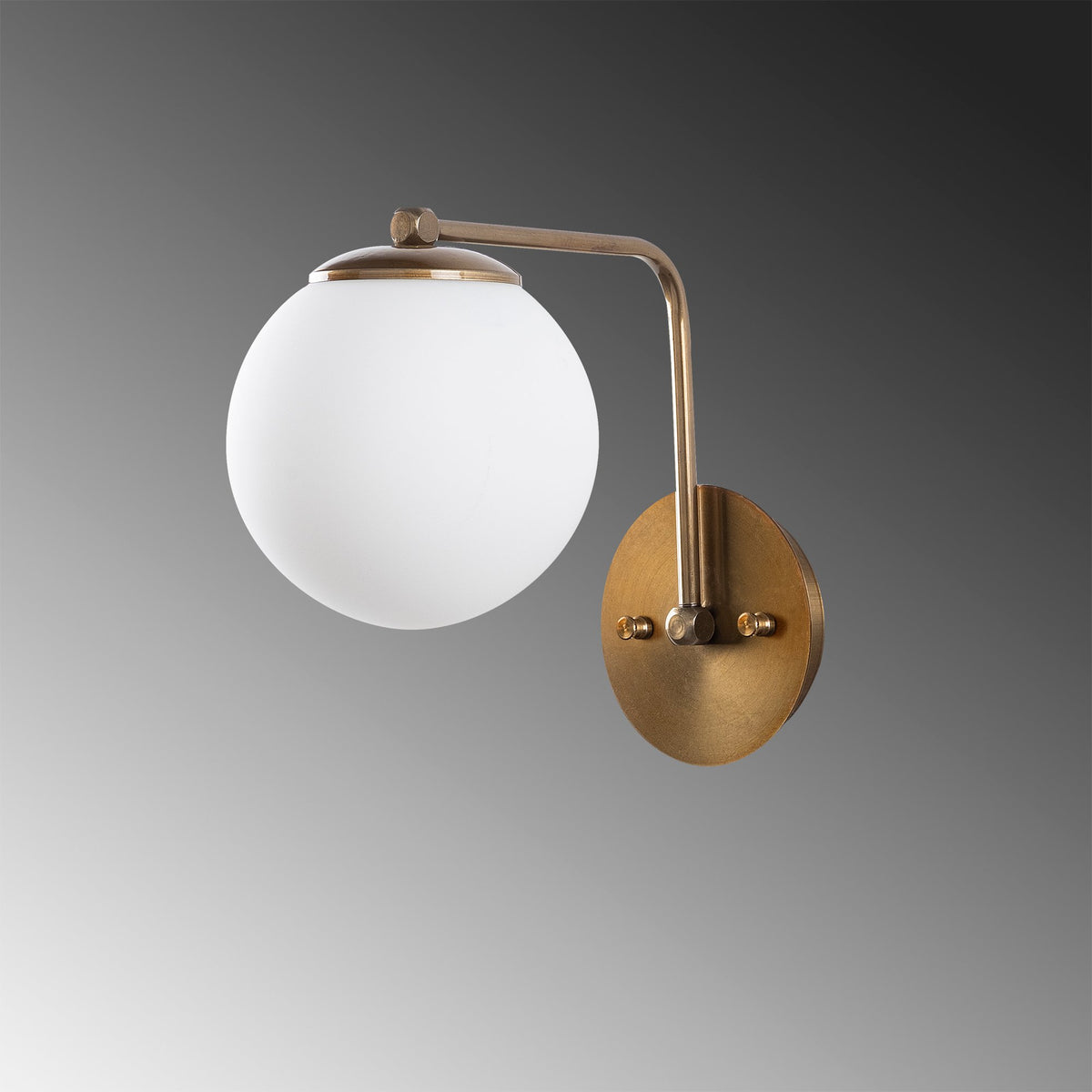 Daisy Wandleuchte - Gold in Gold präsentiert im Onlineshop von KAQTU Design AG. Wandleuchte ist von Opviq