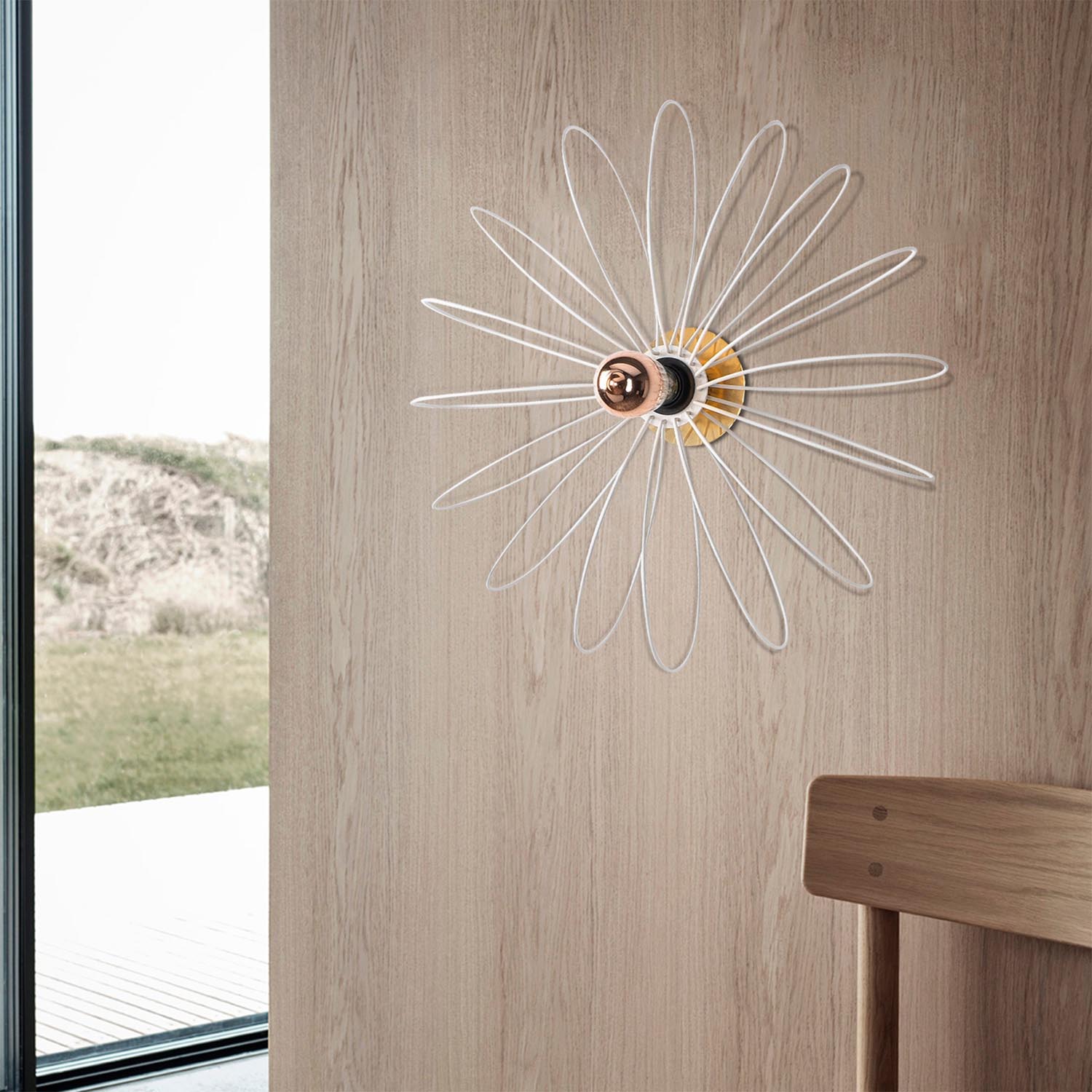 Hemdem - 707-A WHITE in Weiss präsentiert im Onlineshop von KAQTU Design AG. Wandleuchte ist von Opviq