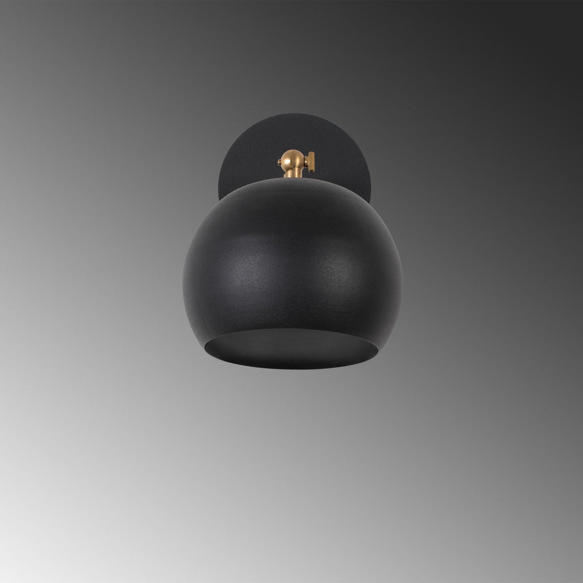 Sivani Wandleuchte - Schwarz in Schwarz präsentiert im Onlineshop von KAQTU Design AG. Wandleuchte ist von Opviq