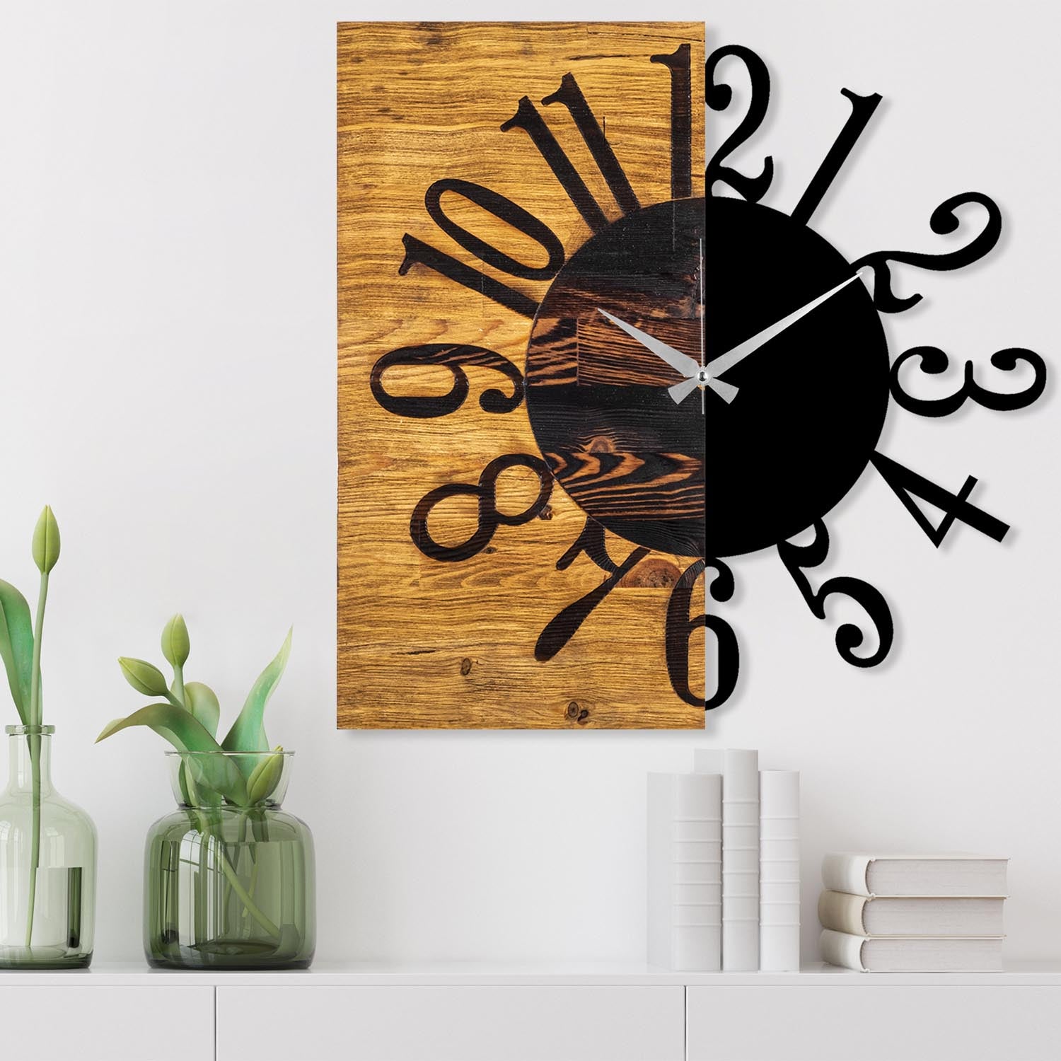 Wooden Clock 7 in Walnuss Schwarz präsentiert im Onlineshop von KAQTU Design AG. Wanduhr ist von Wallity