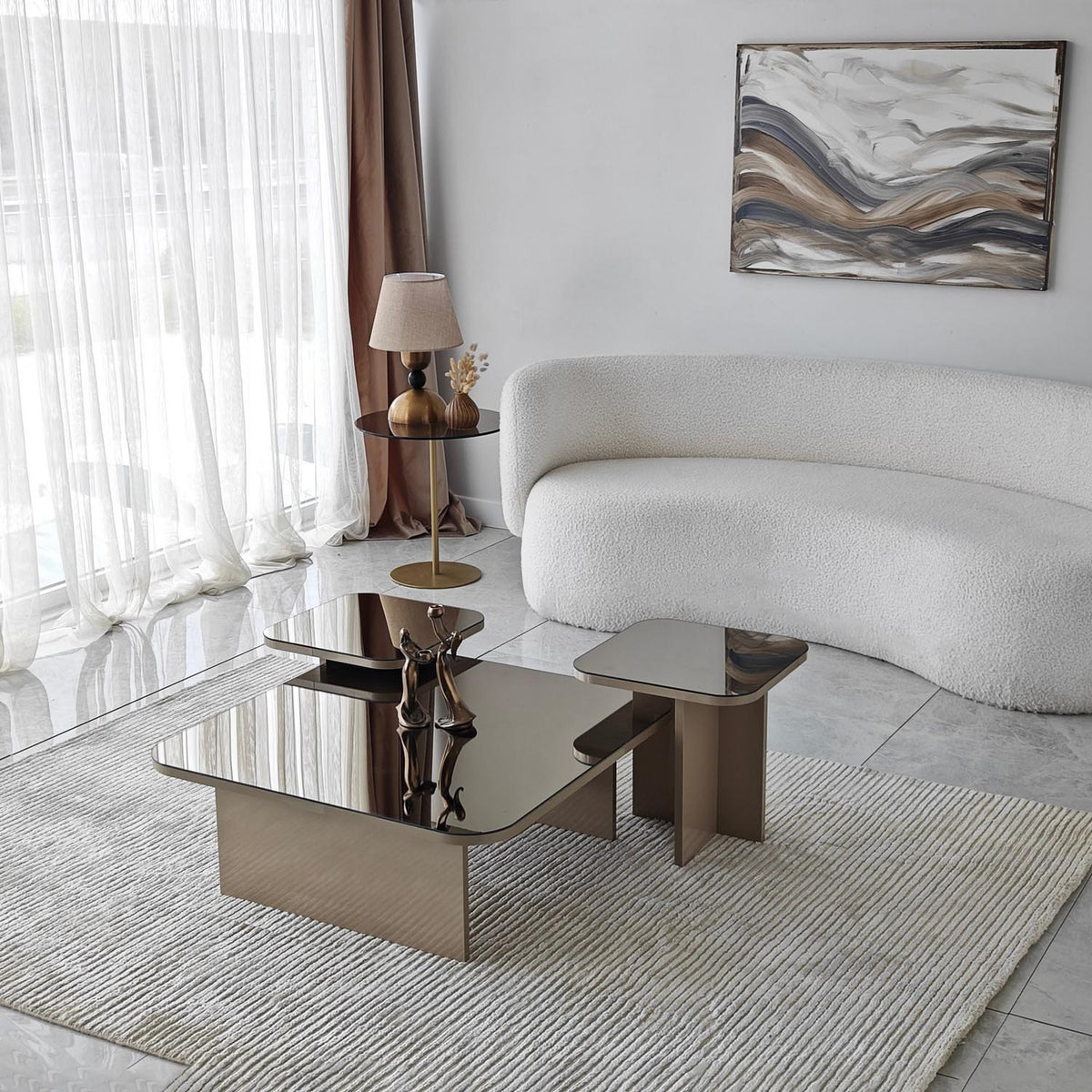 Jazz Sofatisch - Beige
 Bronze in Beige / Bronze präsentiert im Onlineshop von KAQTU Design AG. Couchtisch ist von Hanah Home