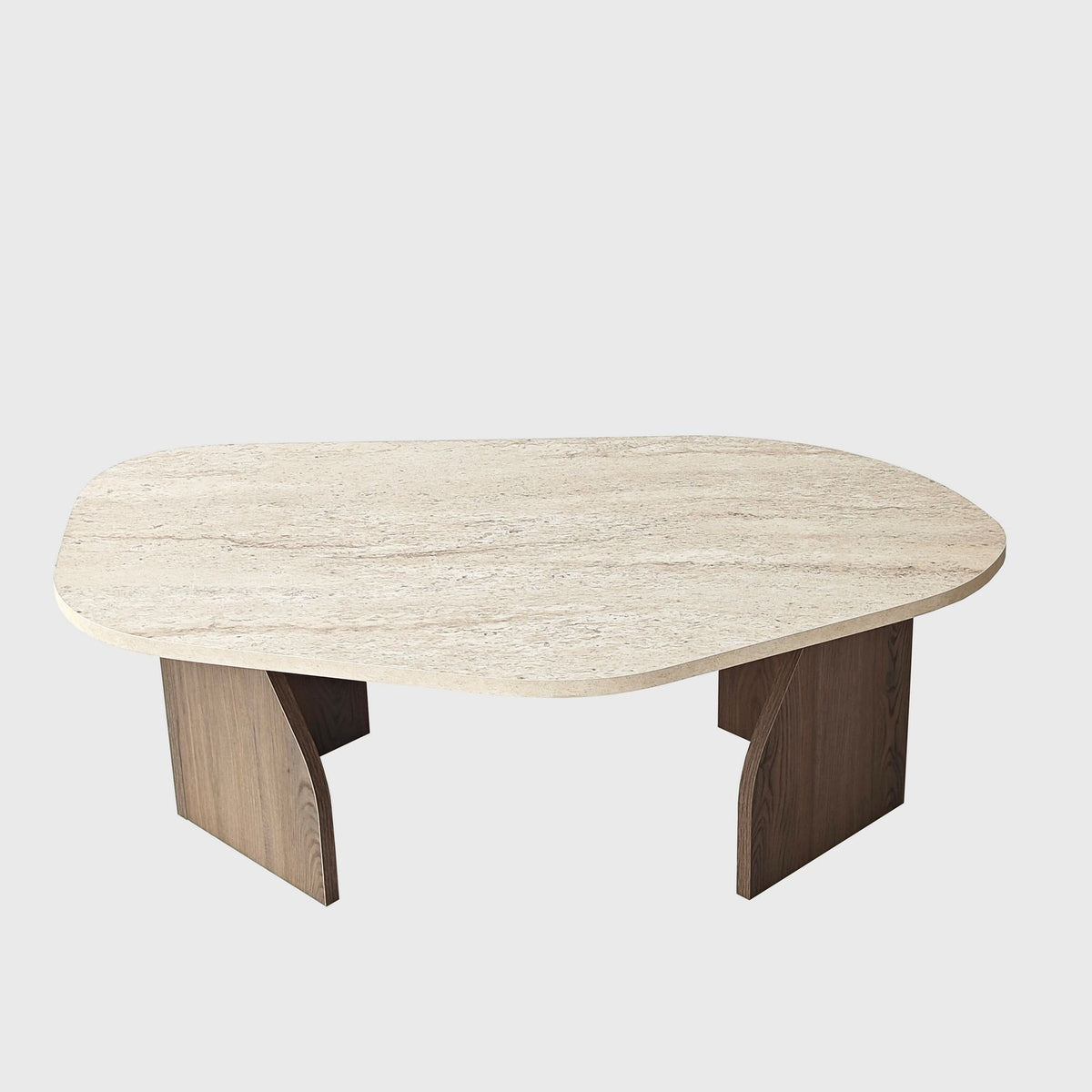 Foto des Rock Couchtisches von Hanah Home mit Platte in Travertin- und Nussbaum-Optik, rechteckige Form, niedrige Bauweise.