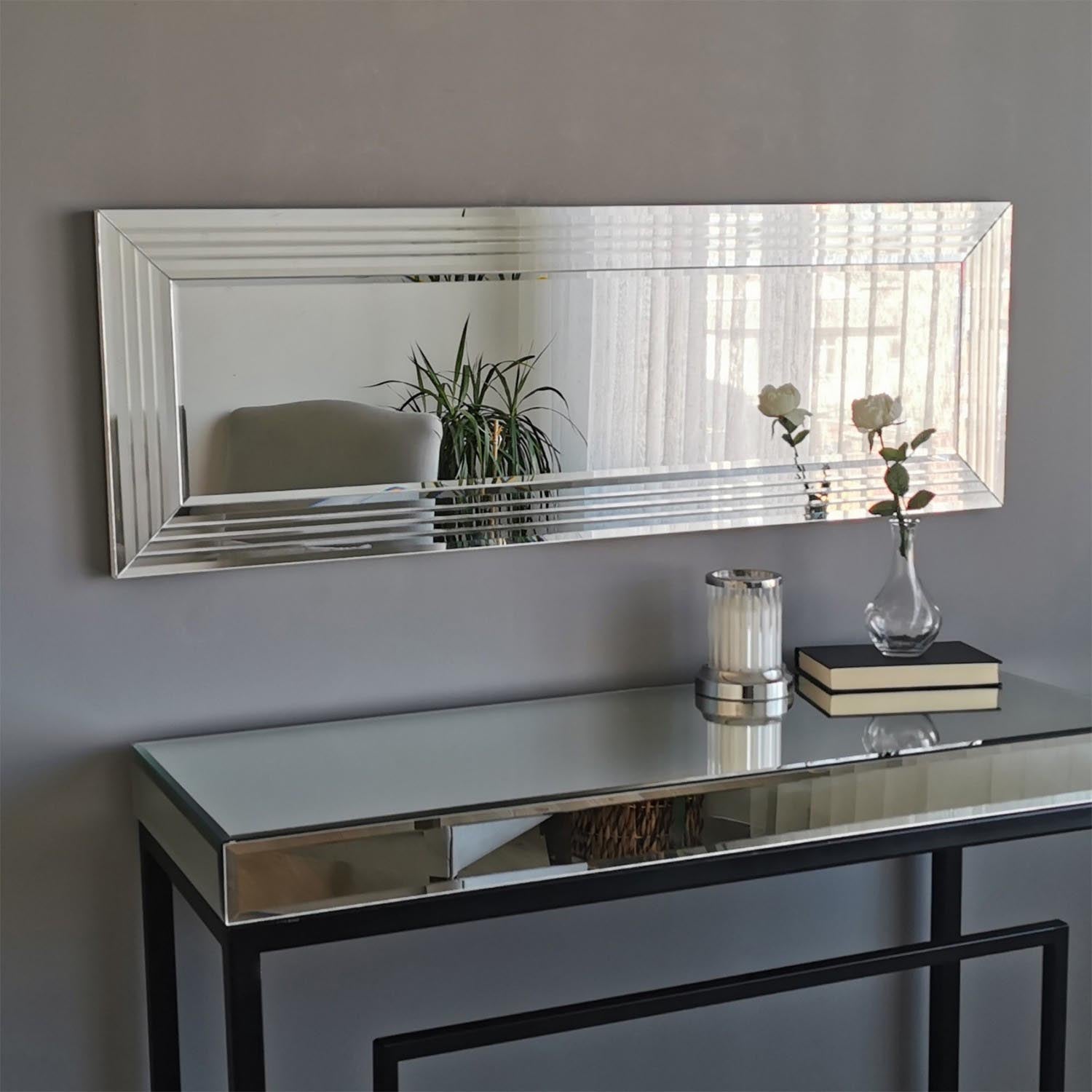 A301Y in Silber präsentiert im Onlineshop von KAQTU Design AG. Spiegel ist von Hanah Home
