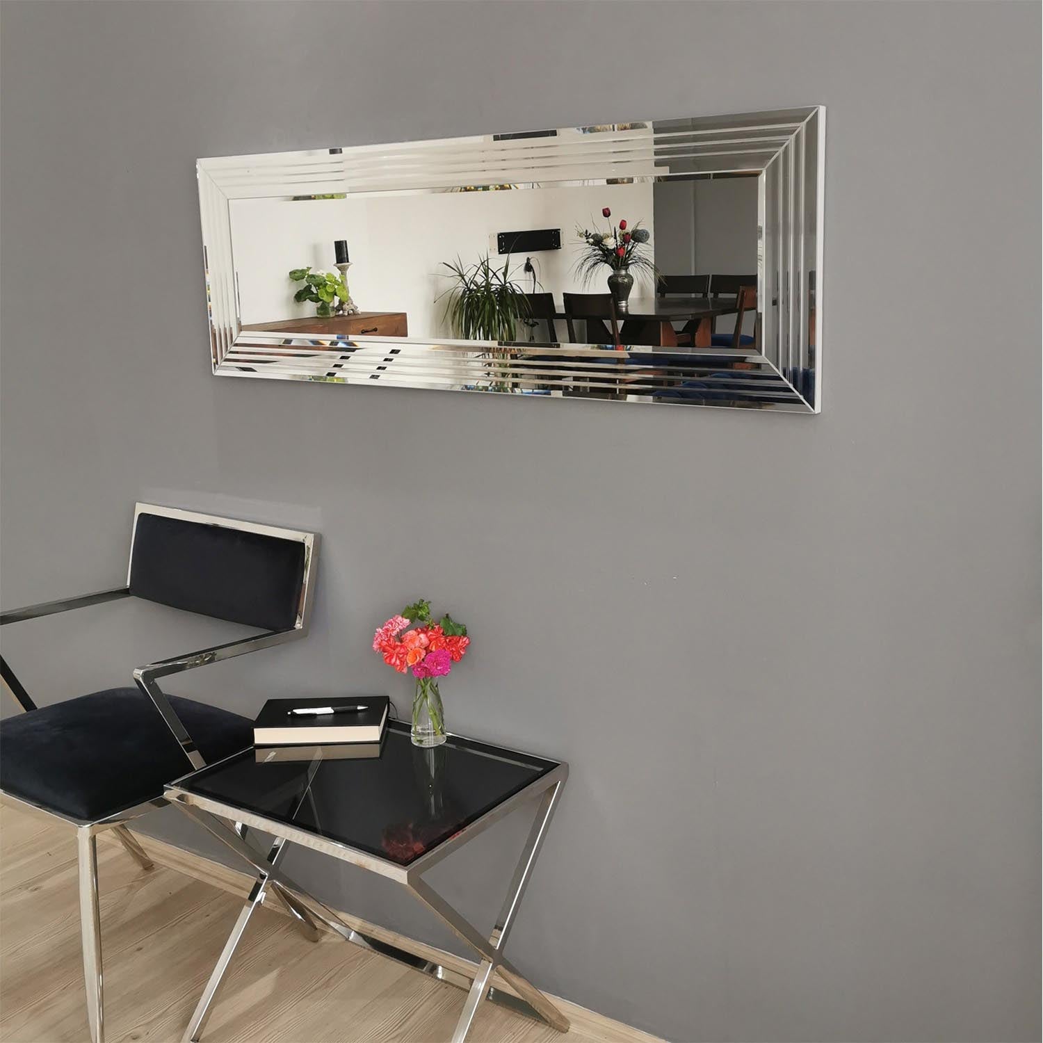 A301Y in Silber präsentiert im Onlineshop von KAQTU Design AG. Spiegel ist von Hanah Home