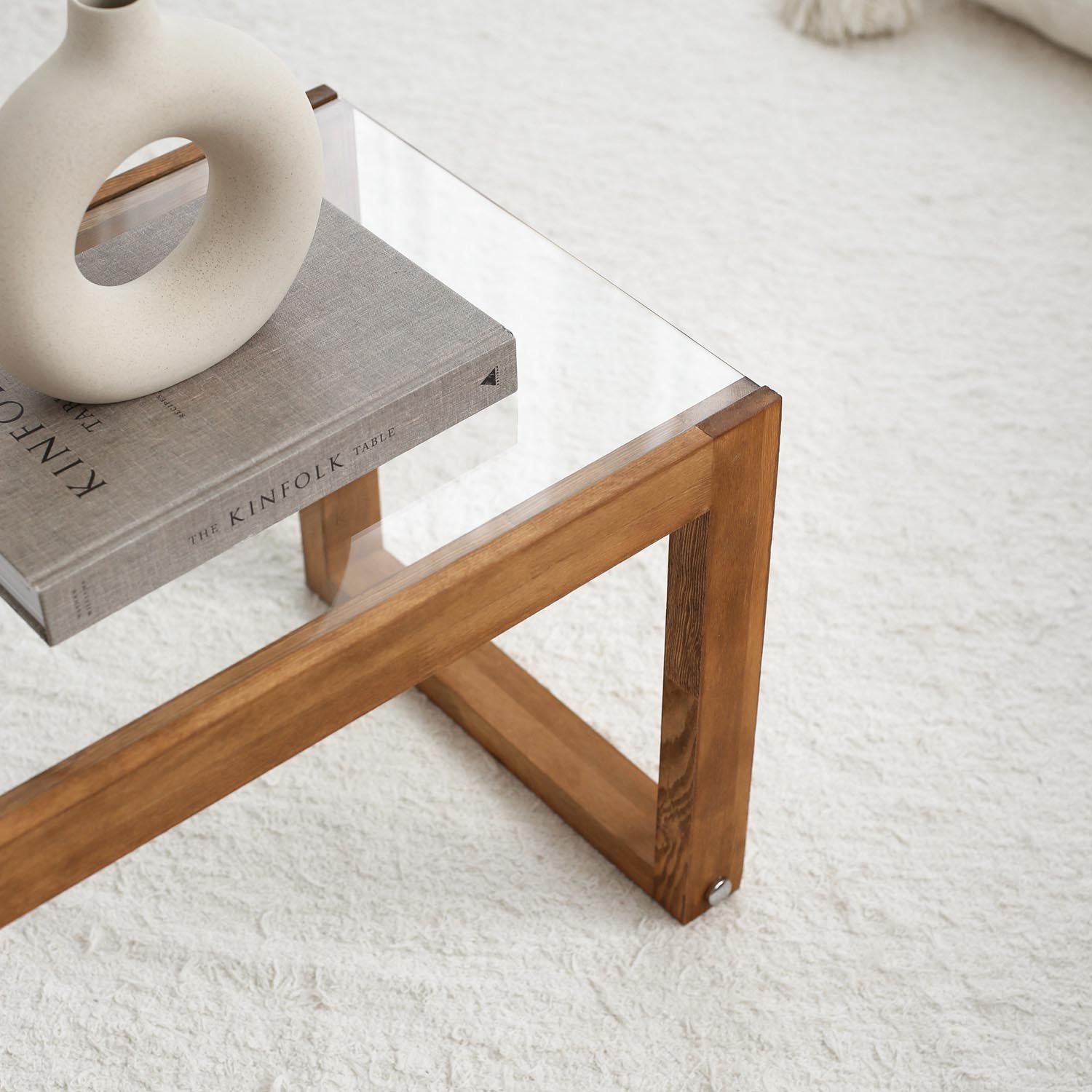 Via - Wooden in Holz präsentiert im Onlineshop von KAQTU Design AG. Sideboard ist von Hanah Home