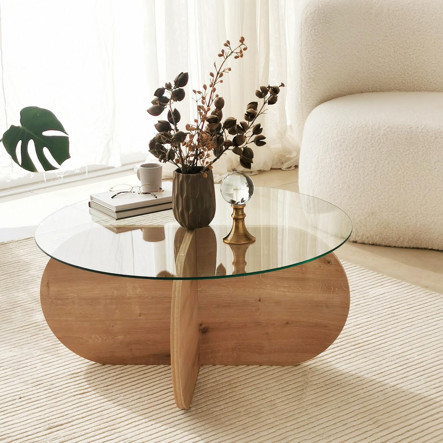 Bubble - Sapphire Oak in Saphir- Eiche präsentiert im Onlineshop von KAQTU Design AG. Beistelltisch ist von Hanah Home
