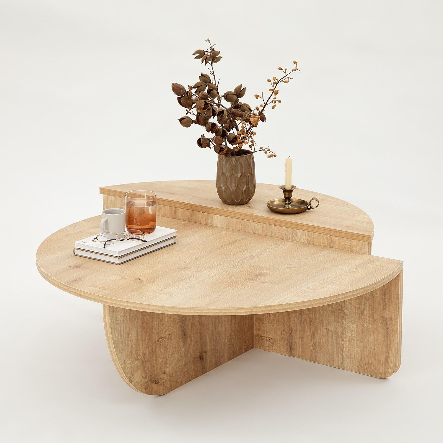 Podium - Sapphire Oak in Saphir- Eiche präsentiert im Onlineshop von KAQTU Design AG. Beistelltisch ist von Hanah Home