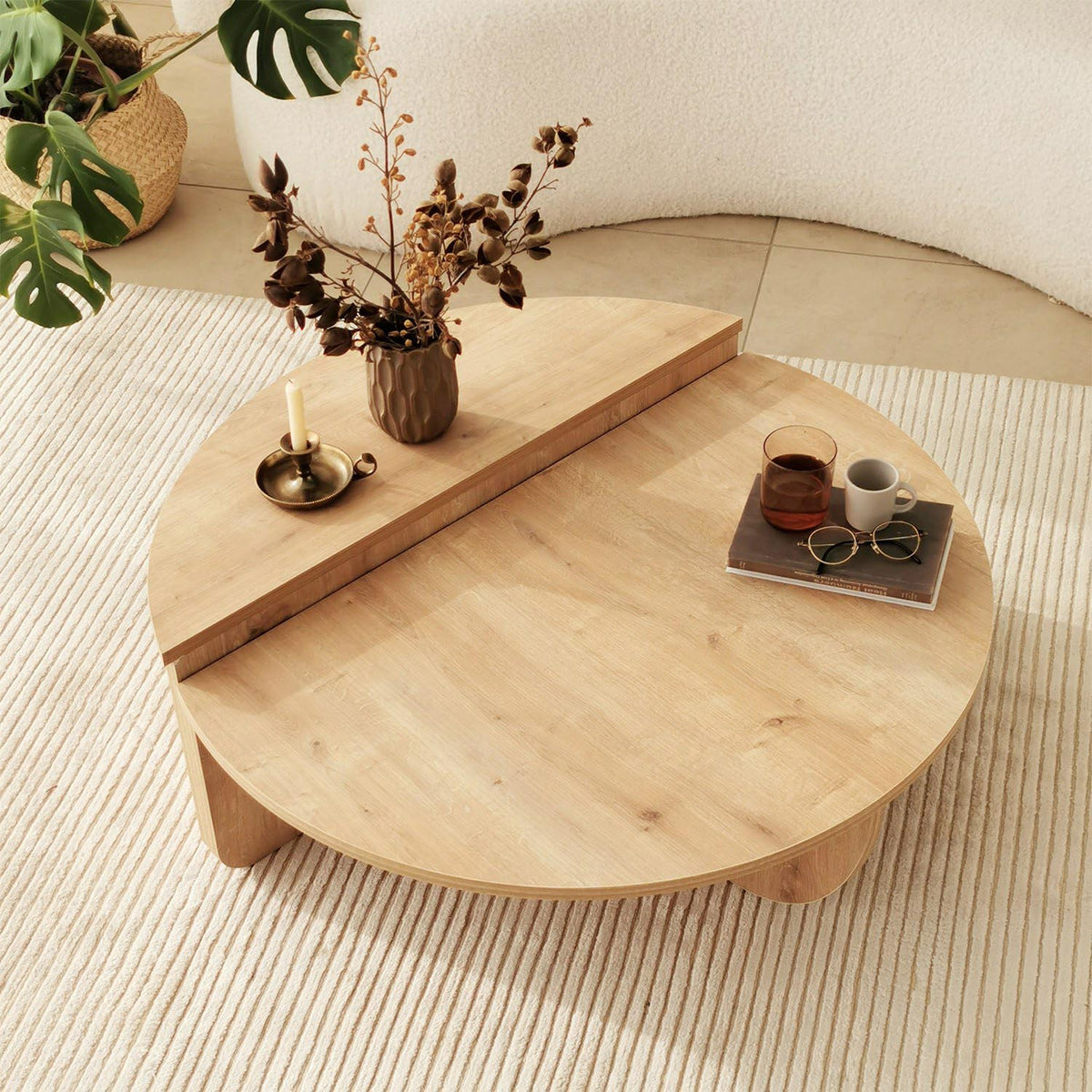 Podium Sofatisch - Saphir- Eiche in Saphir- Eiche präsentiert im Onlineshop von KAQTU Design AG. Couchtisch ist von Hanah Home