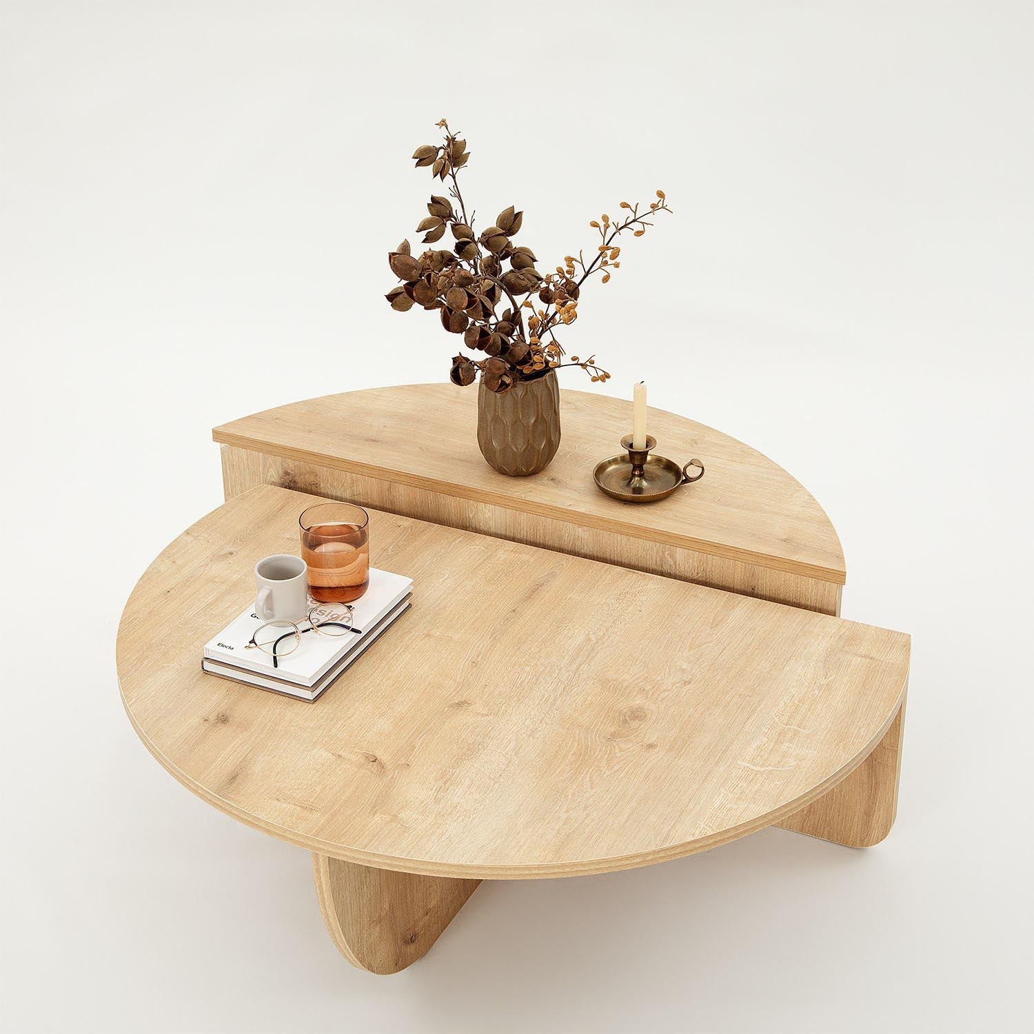 Podium - Sapphire Oak in Saphir- Eiche präsentiert im Onlineshop von KAQTU Design AG. Beistelltisch ist von Hanah Home