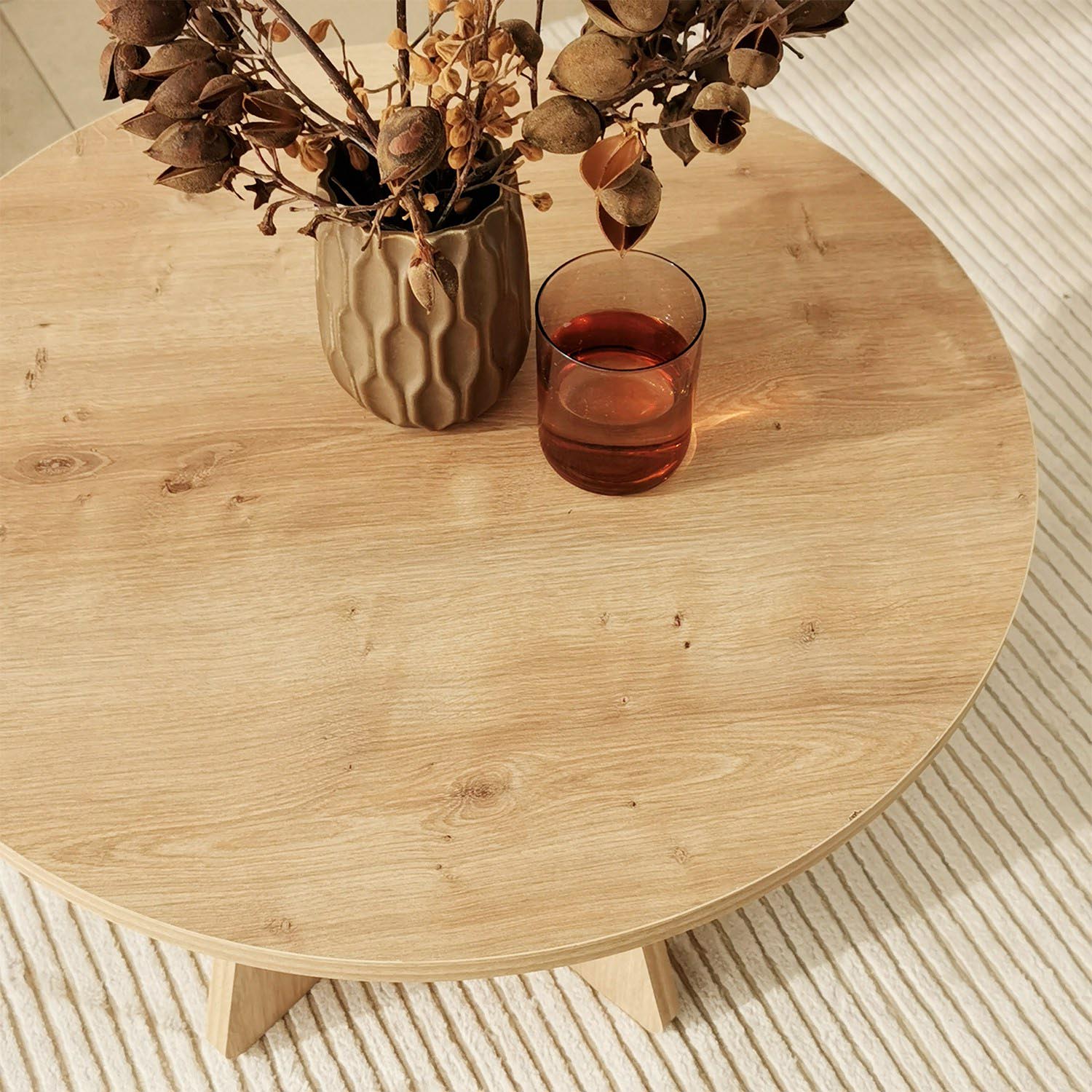 Mushroom - Sapphire Oak in Saphir- Eiche präsentiert im Onlineshop von KAQTU Design AG. Beistelltisch ist von Hanah Home