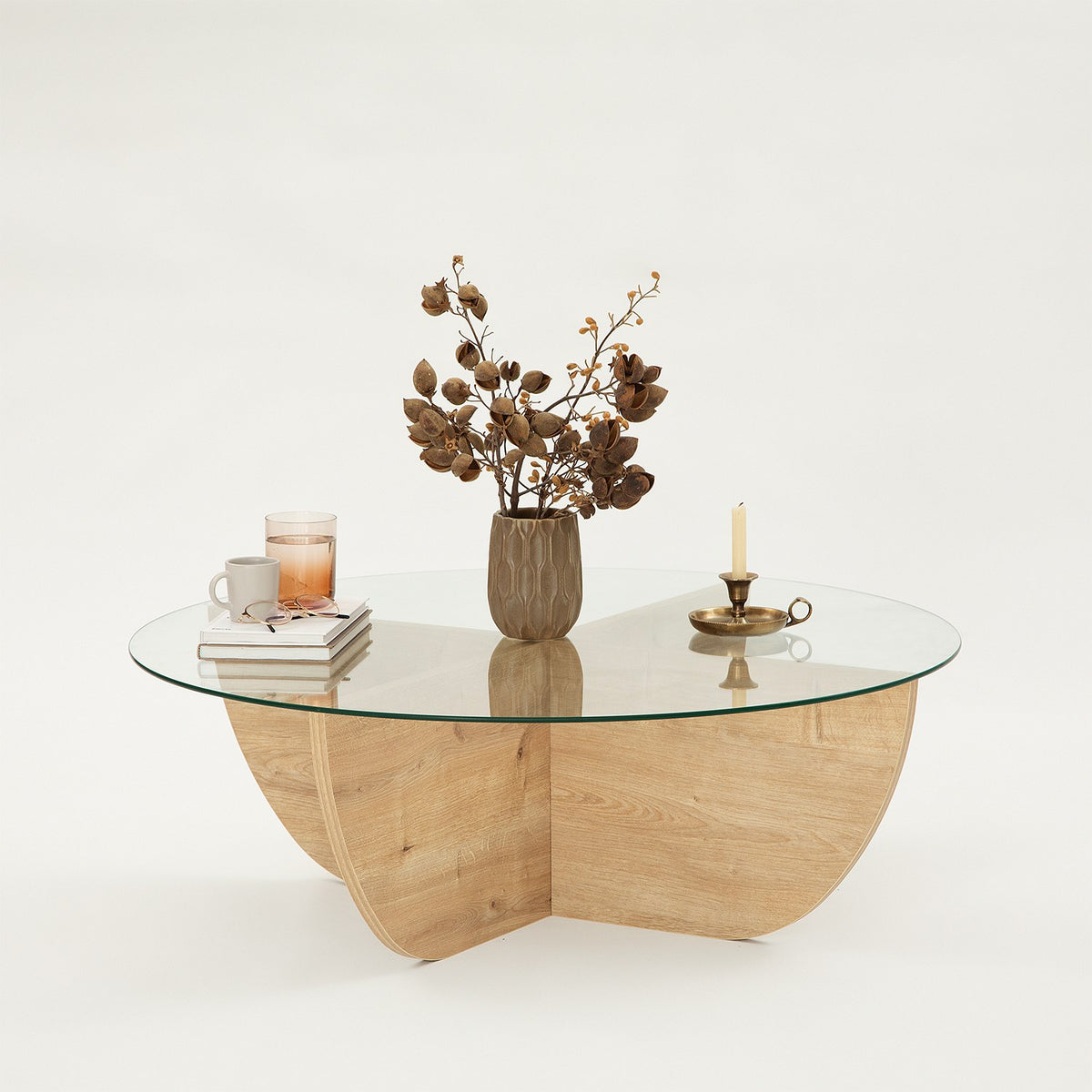 Lily Sofatisch - Saphir- Eiche in Saphir- Eiche präsentiert im Onlineshop von KAQTU Design AG. Couchtisch ist von Hanah Home