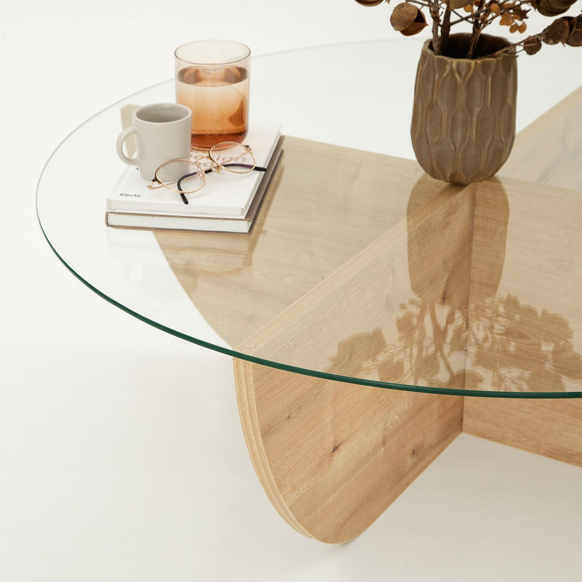 Lily Sofatisch - Saphir- Eiche in Saphir- Eiche präsentiert im Onlineshop von KAQTU Design AG. Couchtisch ist von Hanah Home