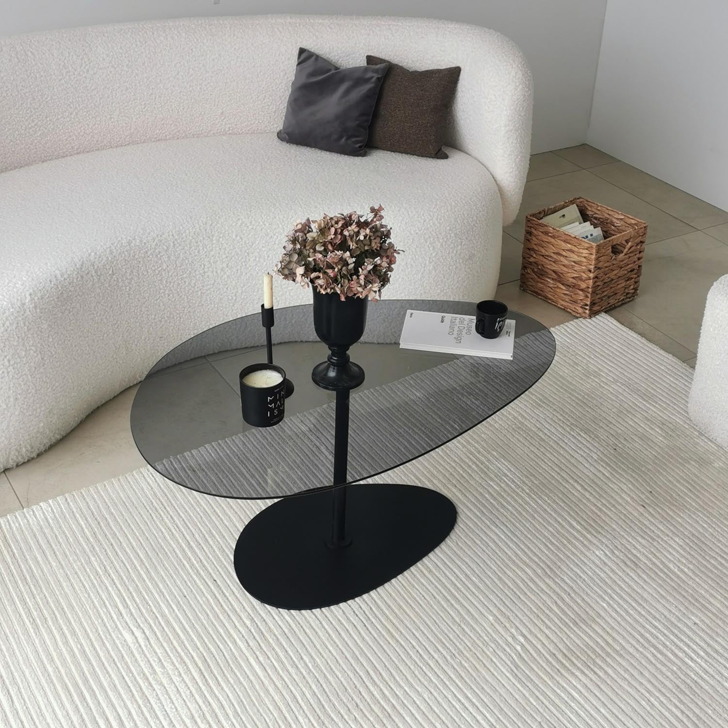 Porto - Dark Grey, Black in Dunkelgrau Schwarz präsentiert im Onlineshop von KAQTU Design AG. Beistelltisch ist von Hanah Home