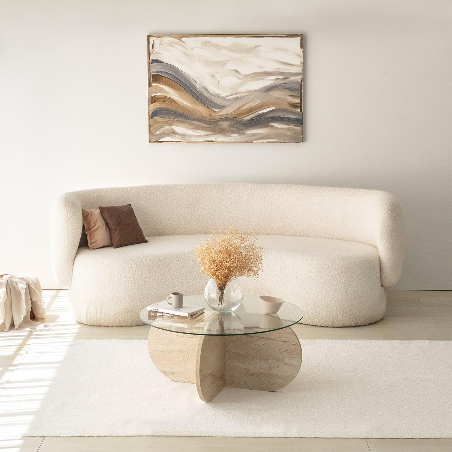Bubble - Transparent in Travertin präsentiert im Onlineshop von KAQTU Design AG. Beistelltisch ist von Hanah Home
