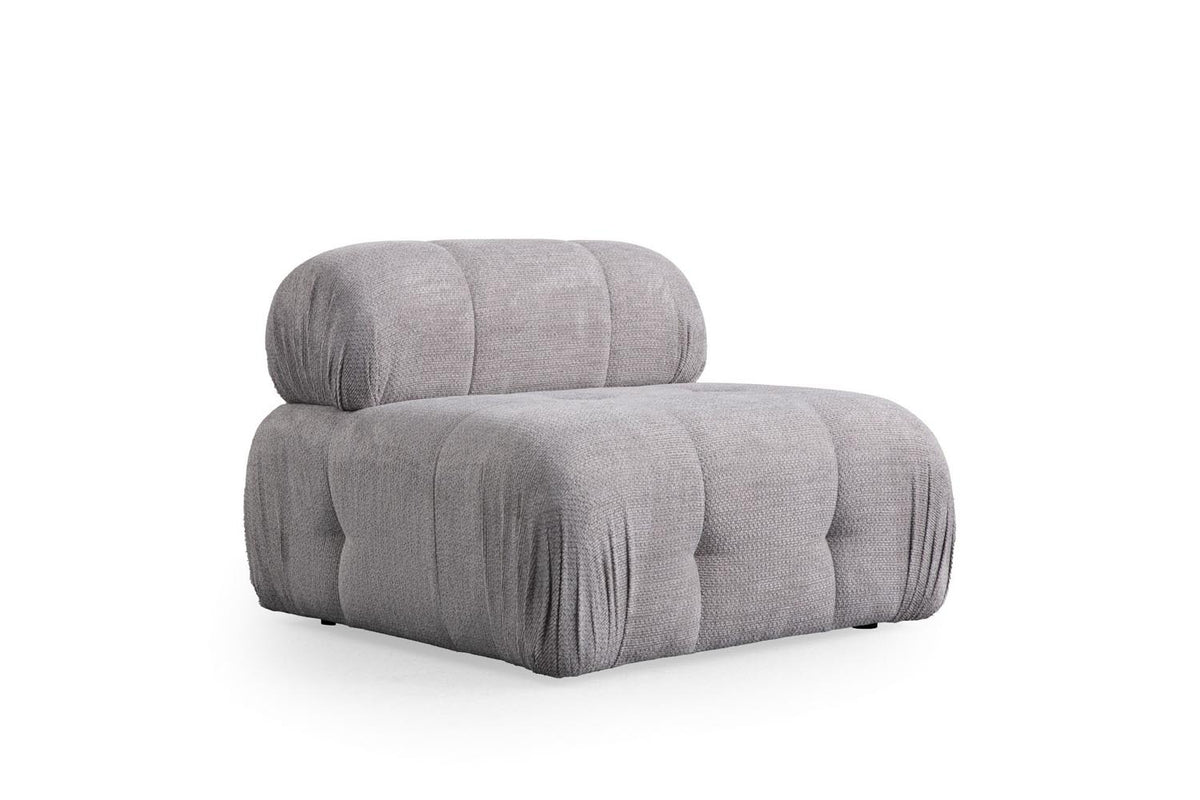 Petite 3 Ecksofa - Hellgrau in Hellgrau präsentiert im Onlineshop von KAQTU Design AG. L-Sofa rechts ist von Atelier Del Sofa