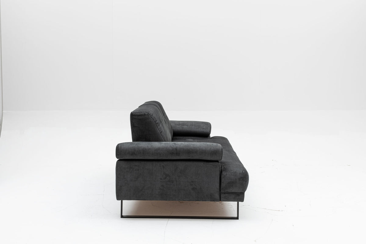 Mustang Bettsofa in Anthrazit präsentiert im Onlineshop von KAQTU Design AG. Sessel ist von Atelier Del Sofa