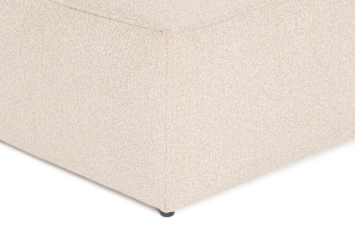 Lora Pouffe Pouf - Pfirsich in Pfirsich präsentiert im Onlineshop von KAQTU Design AG. Pouf ist von Atelier Del Sofa