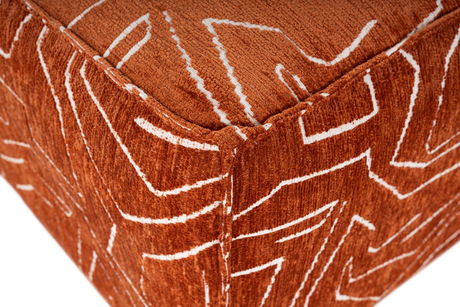 Lora Pouffe - Orange in Orange präsentiert im Onlineshop von KAQTU Design AG. Pouf ist von Atelier Del Sofa