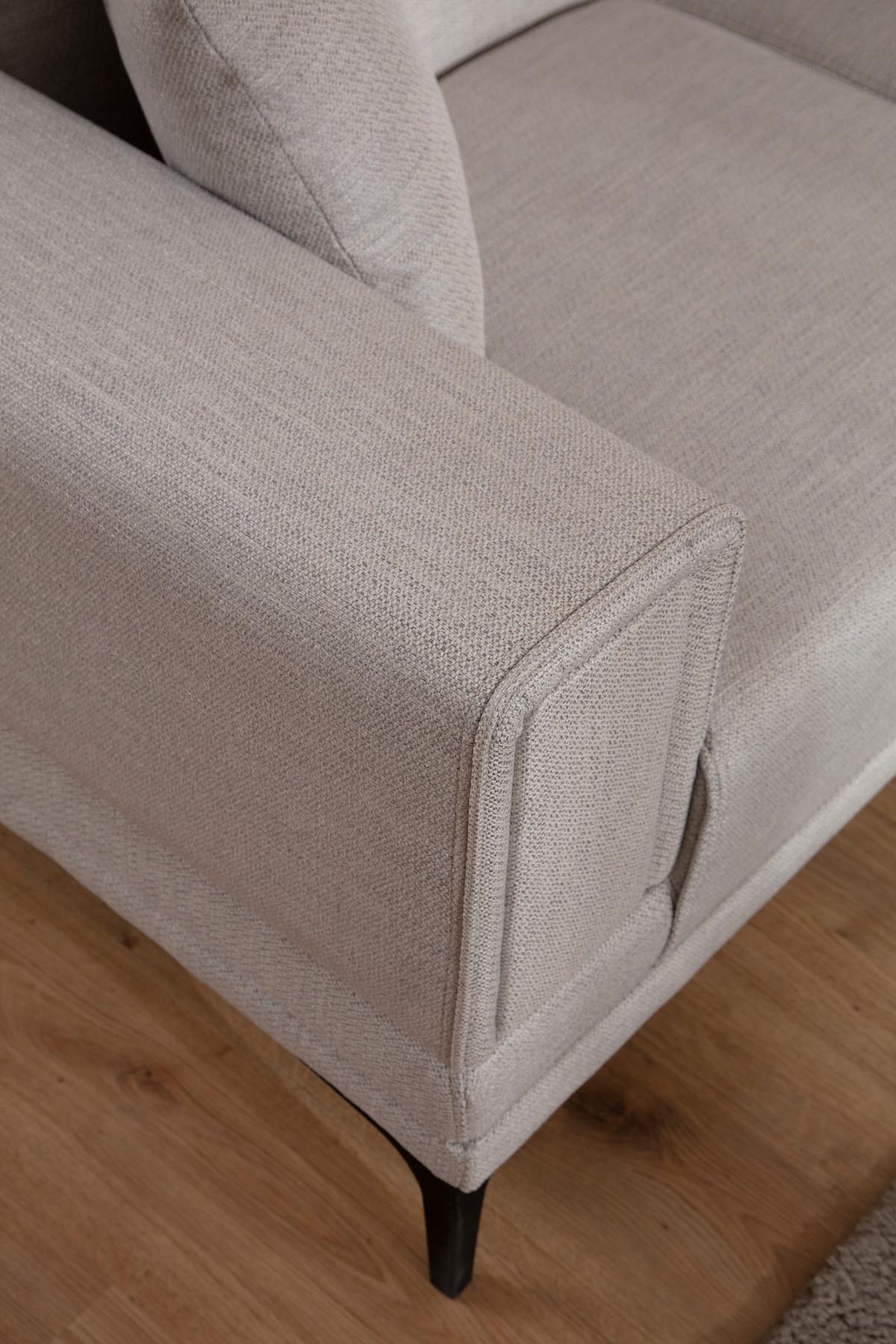 Horizon Modulares Sofa - Ecru in Ecru präsentiert im Onlineshop von KAQTU Design AG. Modulares Sofa ist von Atelier Del Sofa