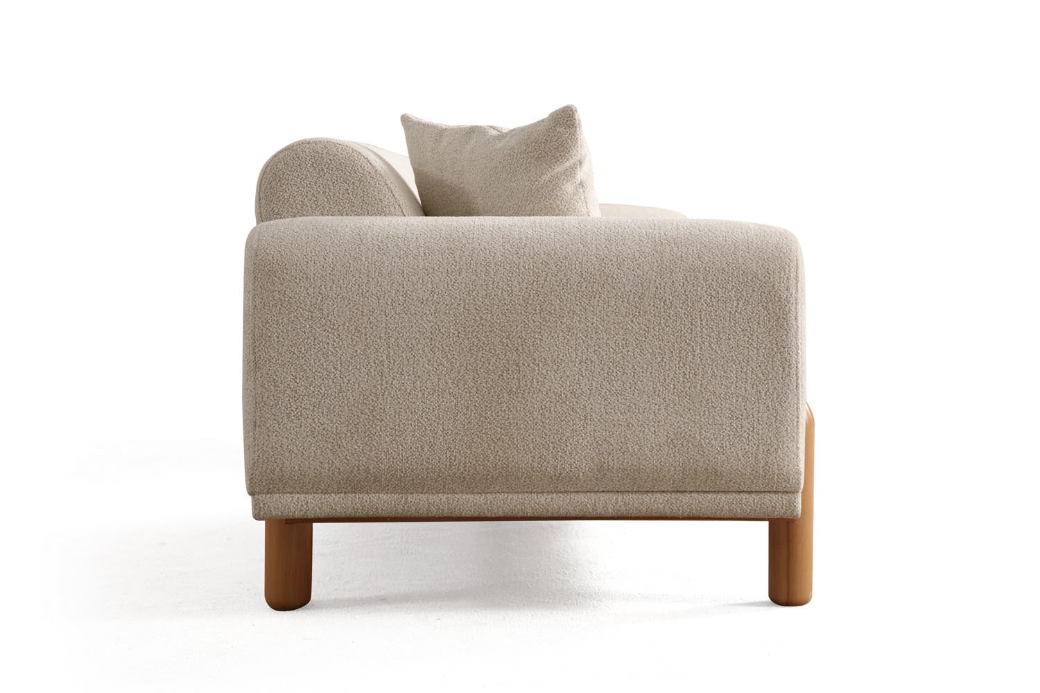 Lyke 3 Seater - Cream in Sahne präsentiert im Onlineshop von KAQTU Design AG. Bettsofa ist von Atelier Del Sofa
