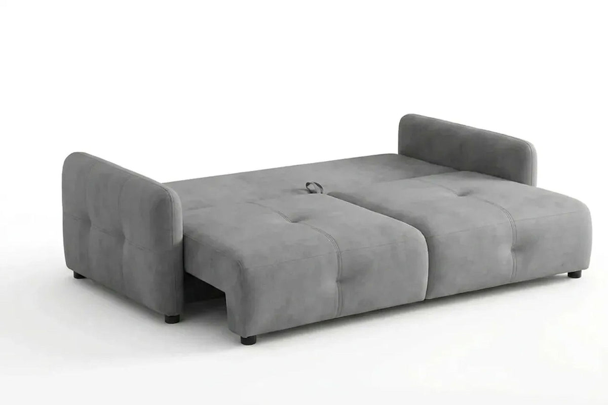 Graues 3-Sitzer Schlafsofa Magic von Hanah Home mit Polyesterbezug, Kunststoffbeinen und zwei Kissen auf hellem Hintergrund.