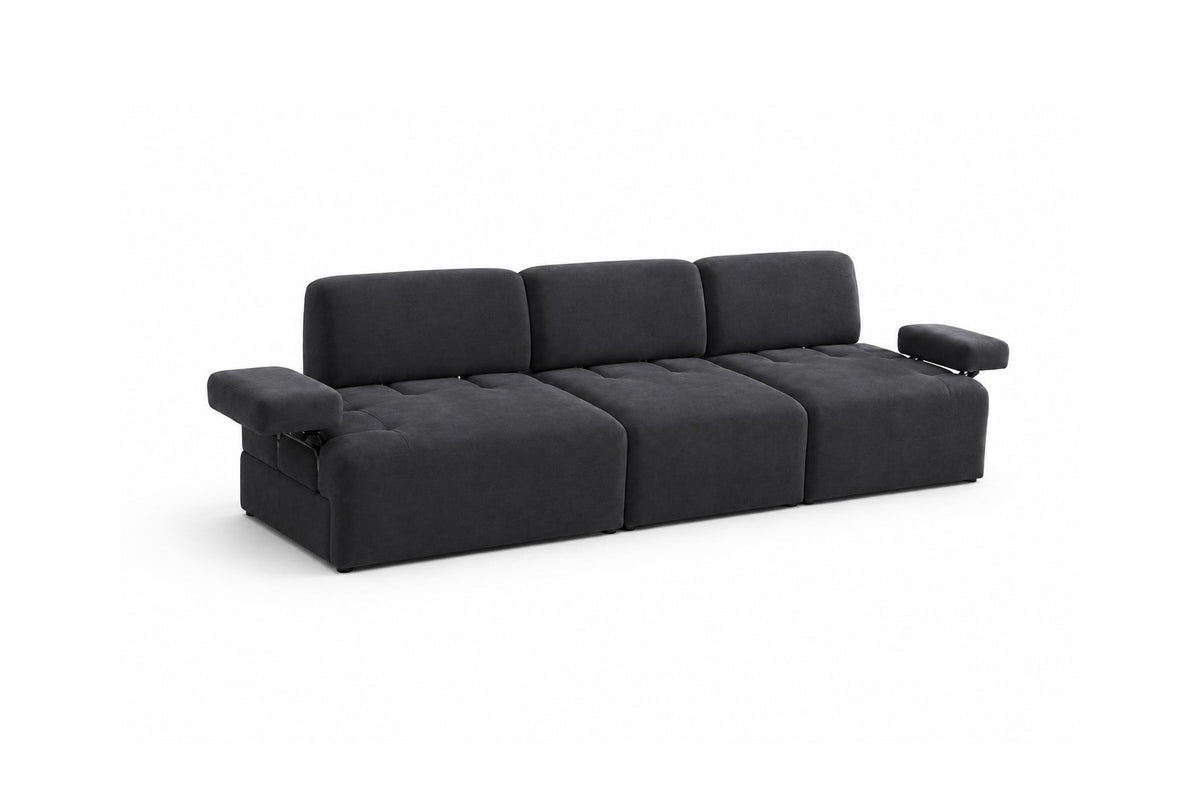 Petrolblaues 4-Sitzer Sofa Madlen mit niedrigen Kunststoffbeinen, Polyesterbezug, zwei Kissen und sichtbarem Staufach unter der Sitzfläche.