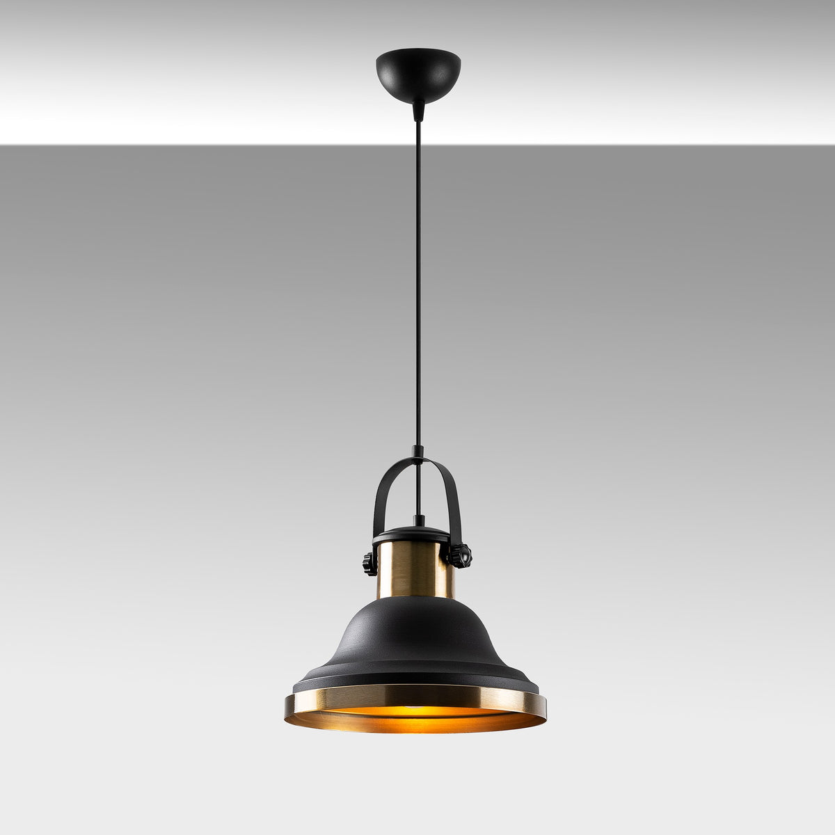 Dodo Pendellampe - Schwarz in Schwarz präsentiert im Onlineshop von KAQTU Design AG. Pendelleuchte ist von Opviq