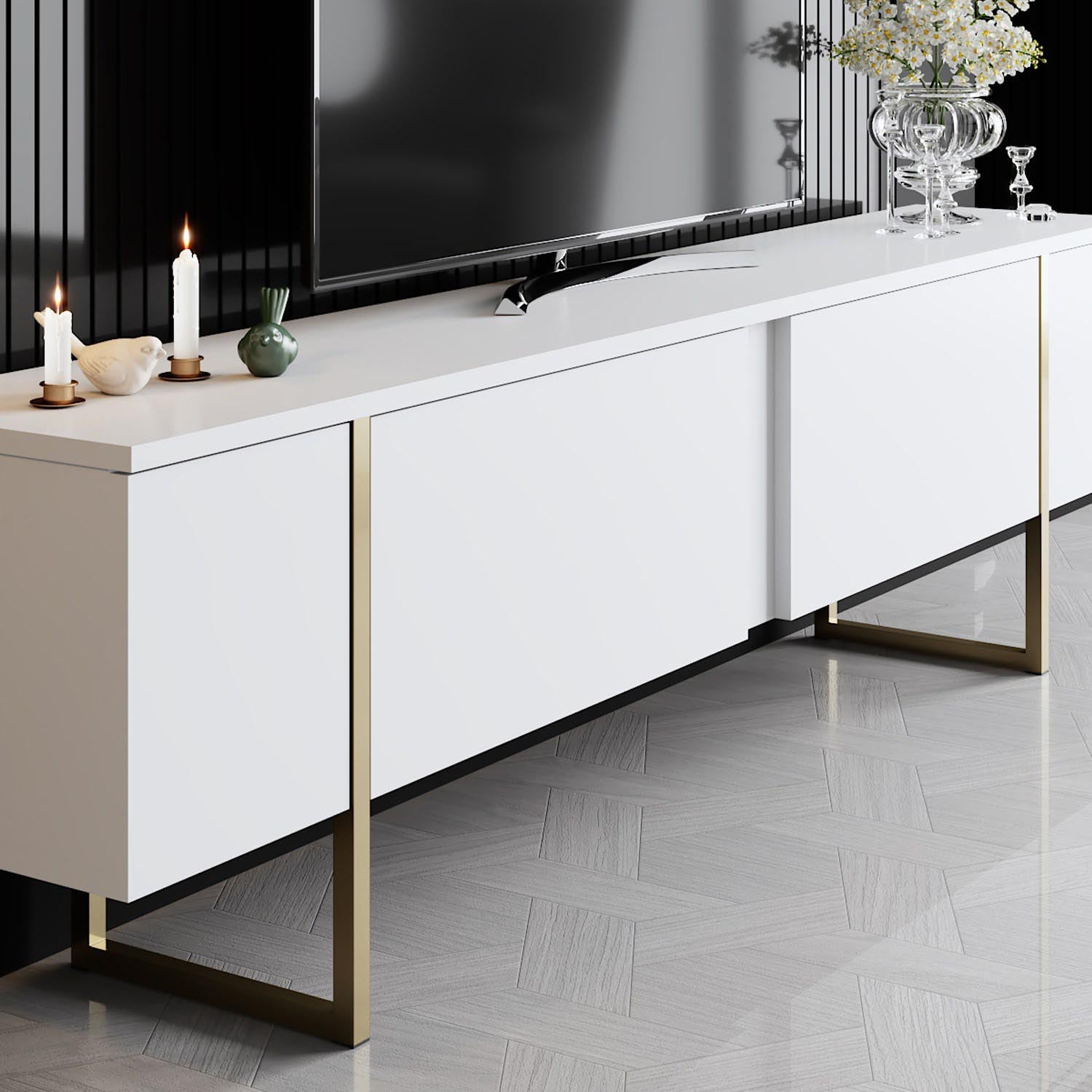 Luxe - White, Gold in Weisses Gold präsentiert im Onlineshop von KAQTU Design AG. Sideboard ist von Hanah Home