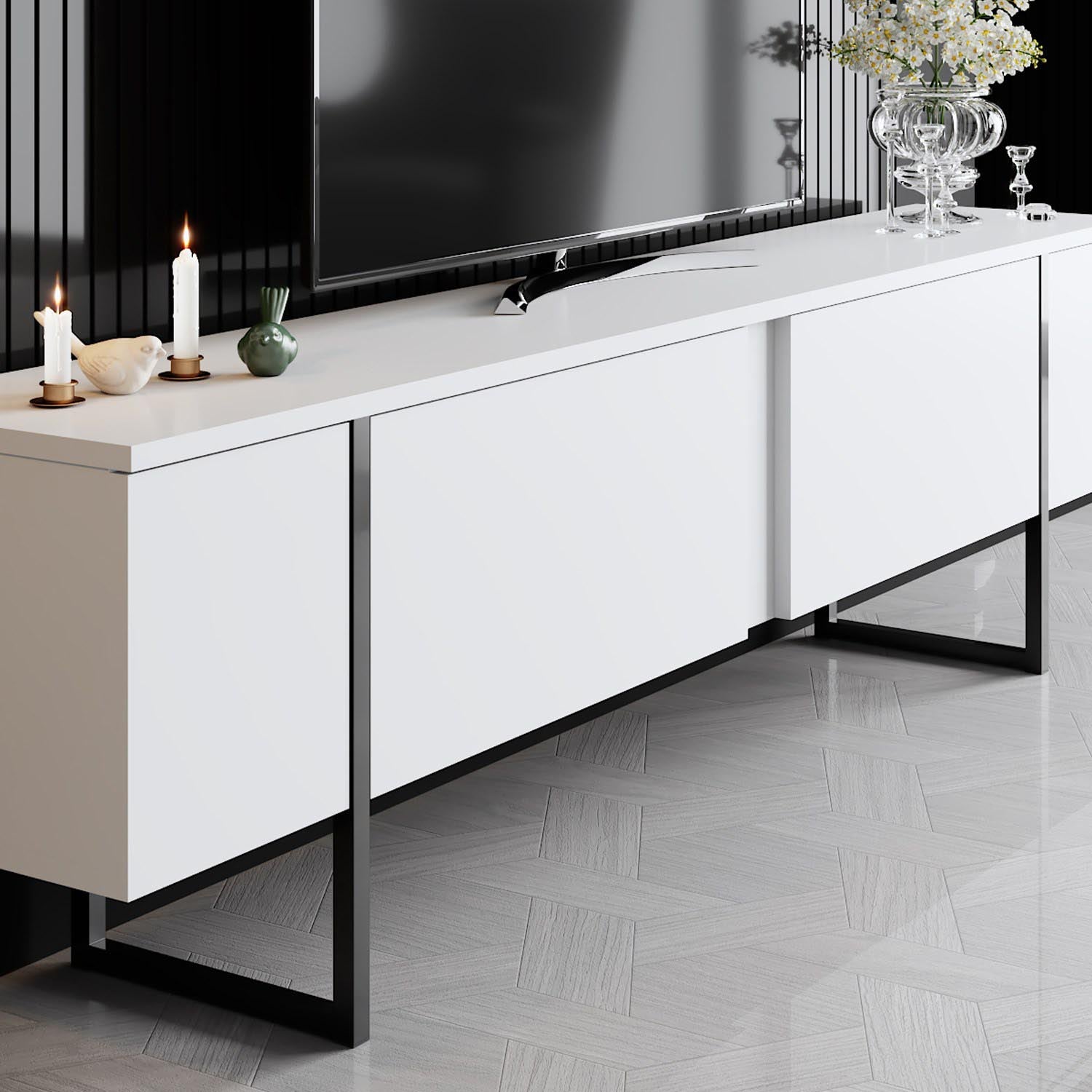 Luxe - White, Black in Weiss Schwarz präsentiert im Onlineshop von KAQTU Design AG. Sideboard ist von Hanah Home