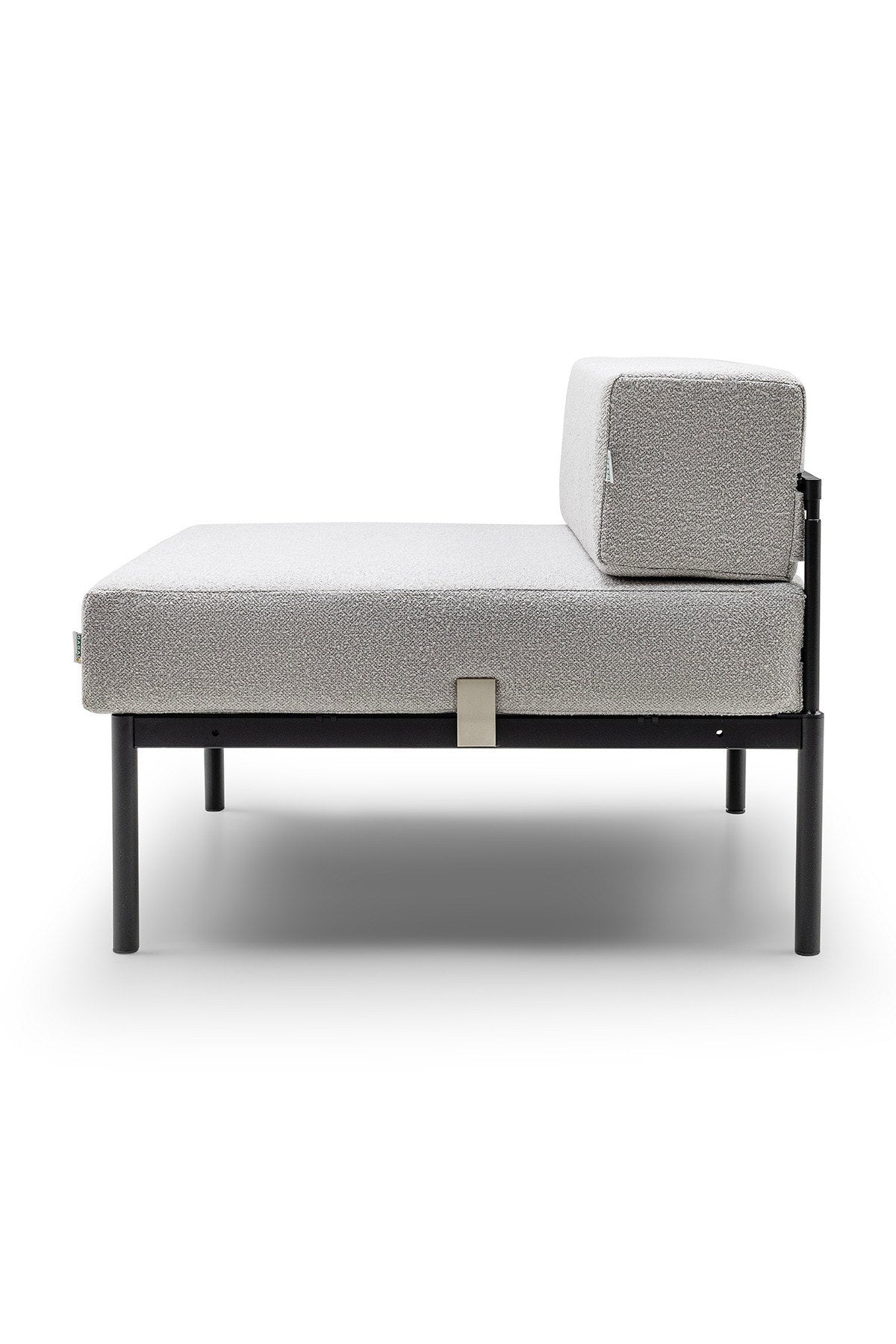 Einzelnes 1-Sitzer-Modul von Hanah Home in Schwarz/Grau mit Bouclé-Stoff, Metallbeinen und gepolsterter Rückenlehne, Masse 90x90x46 cm.