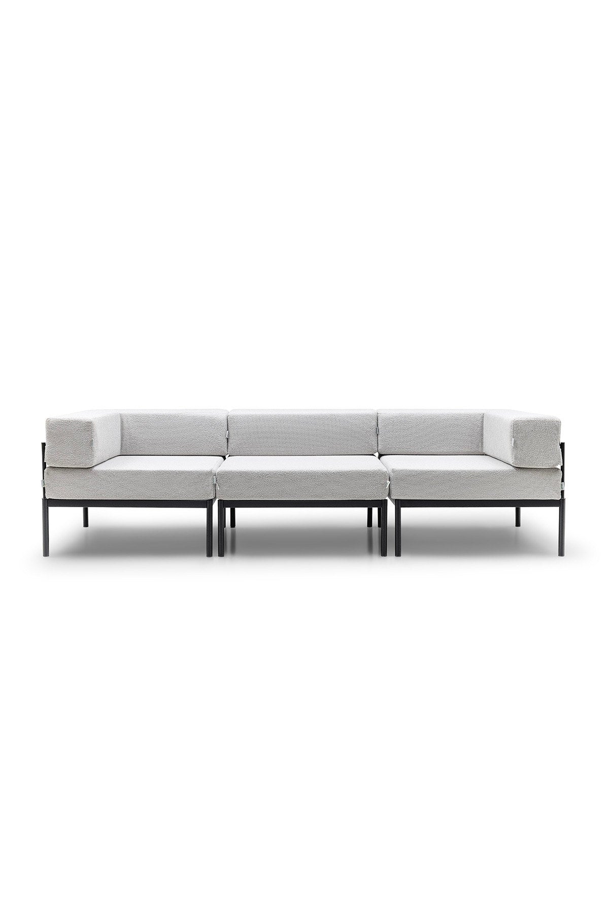 Schwarz-graues 3-Sitzer-Sofa mit Bouclé-Stoff, Metallbeinen und abnehmbaren Sitzkissen, Breite 270 cm, Frontalansicht auf hellem Hintergrund.