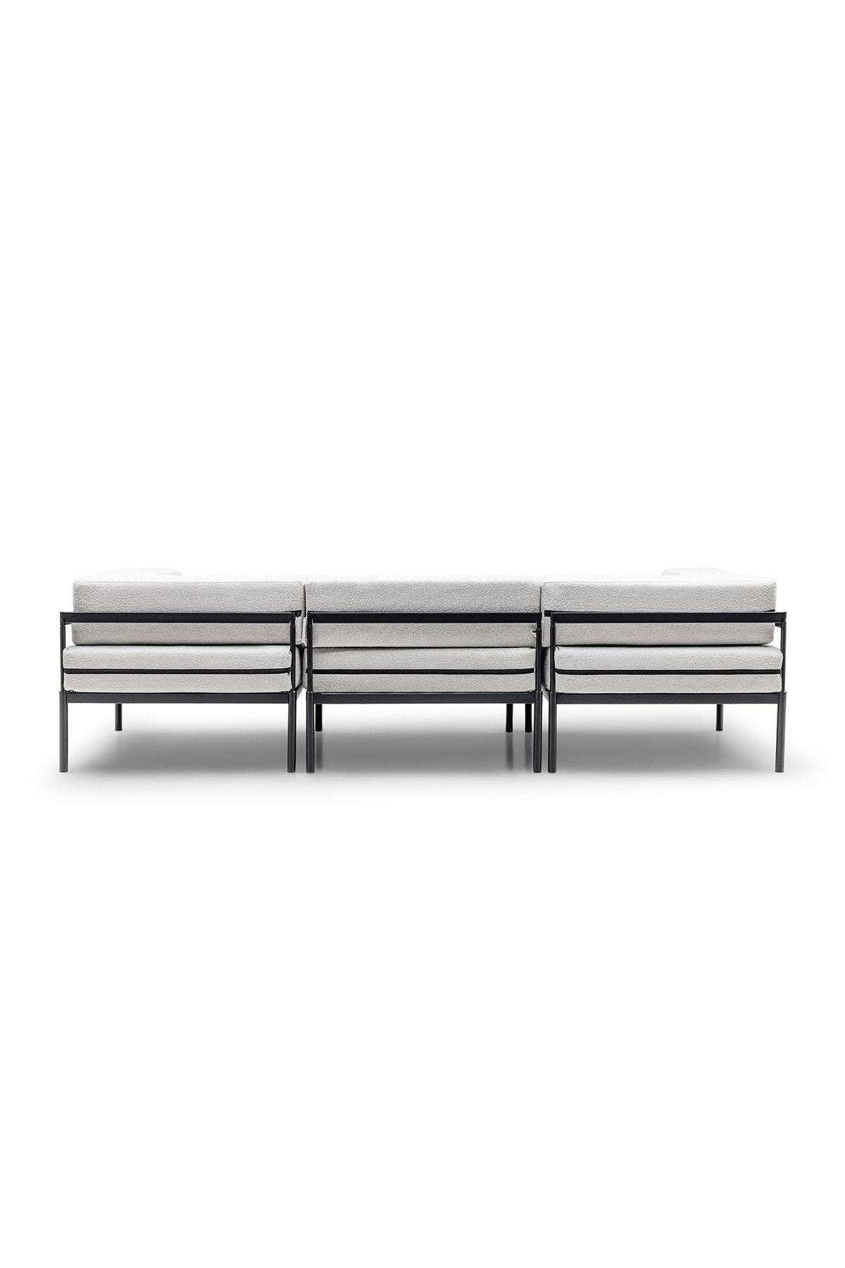 Schwarz-graues 3-Sitzer-Sofa mit Bouclé-Stoff, Metallbeinen und abnehmbaren Sitzkissen, Breite 270 cm, Frontalansicht auf hellem Hintergrund.