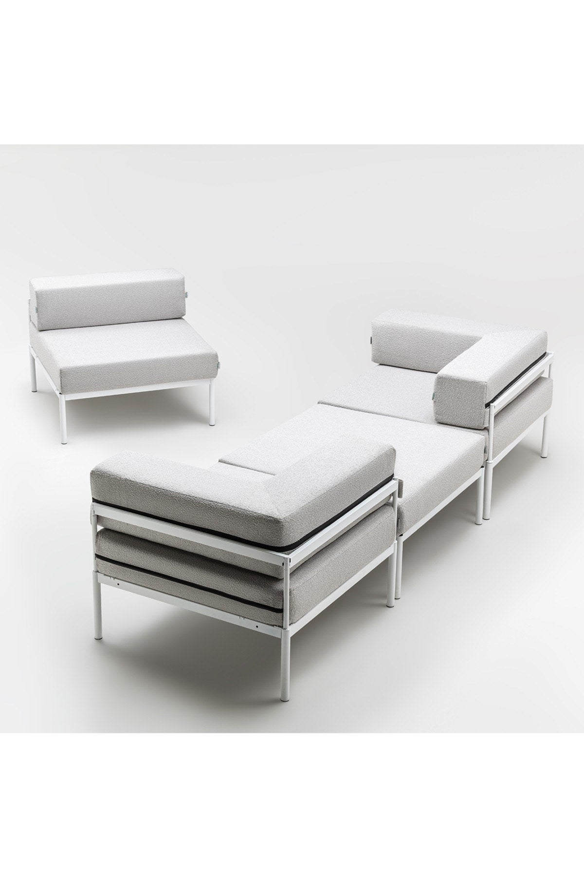 Ecksofa Corner Set 270 in Weiss und Grau mit Bouclé-Stoffbezug, Metallgestell und Metallbeinen, wendbares Design