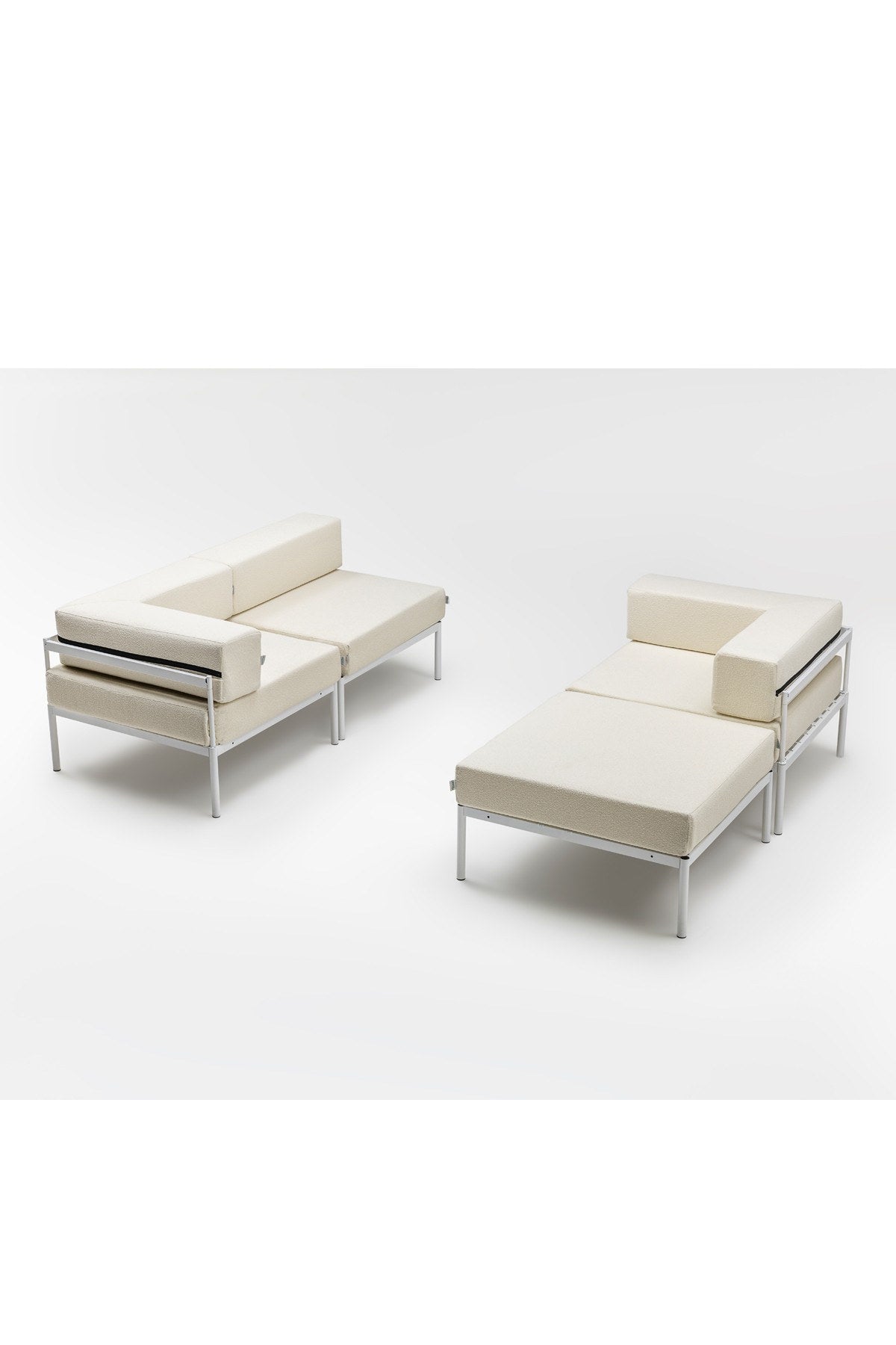 Ecksofa Corner Set 270 von Hanah Home in Weiss/Creme, Bouclé-Stoff, Metallbeine, wendbares Design mit verstellbarer Rückenlehne.