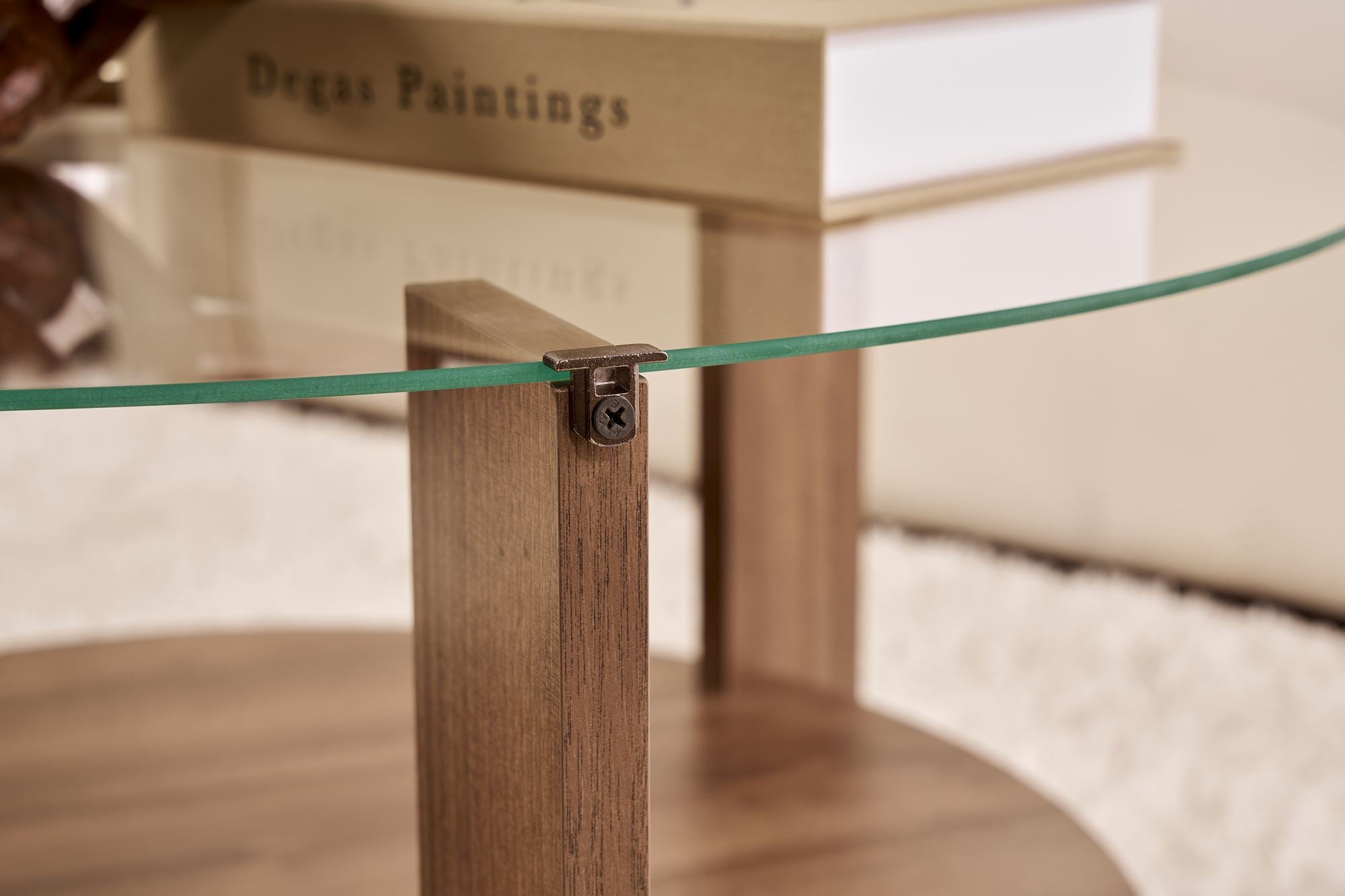 Clara - Walnut, Transparent in Walnuss Transparent präsentiert im Onlineshop von KAQTU Design AG. Beistelltisch ist von Nordure