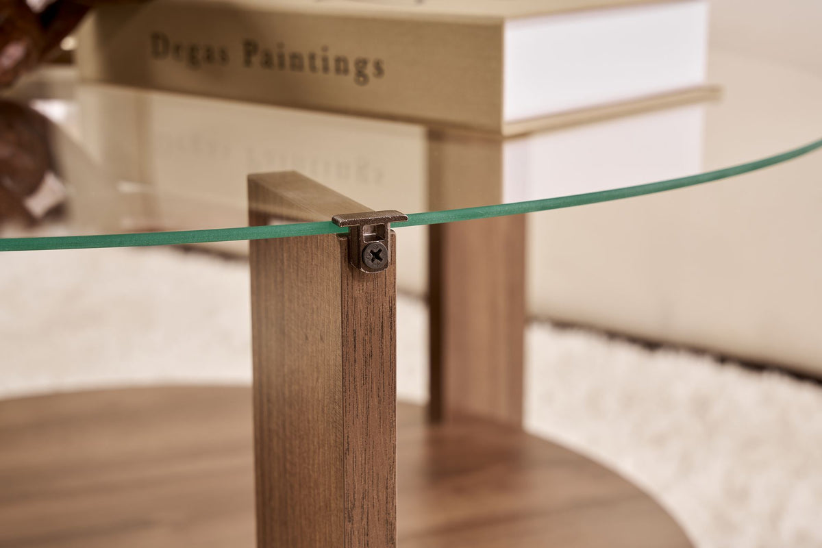 Clara Sofatisch - Walnuss Transparent in Walnuss Transparent präsentiert im Onlineshop von KAQTU Design AG. Couchtisch ist von Nordure